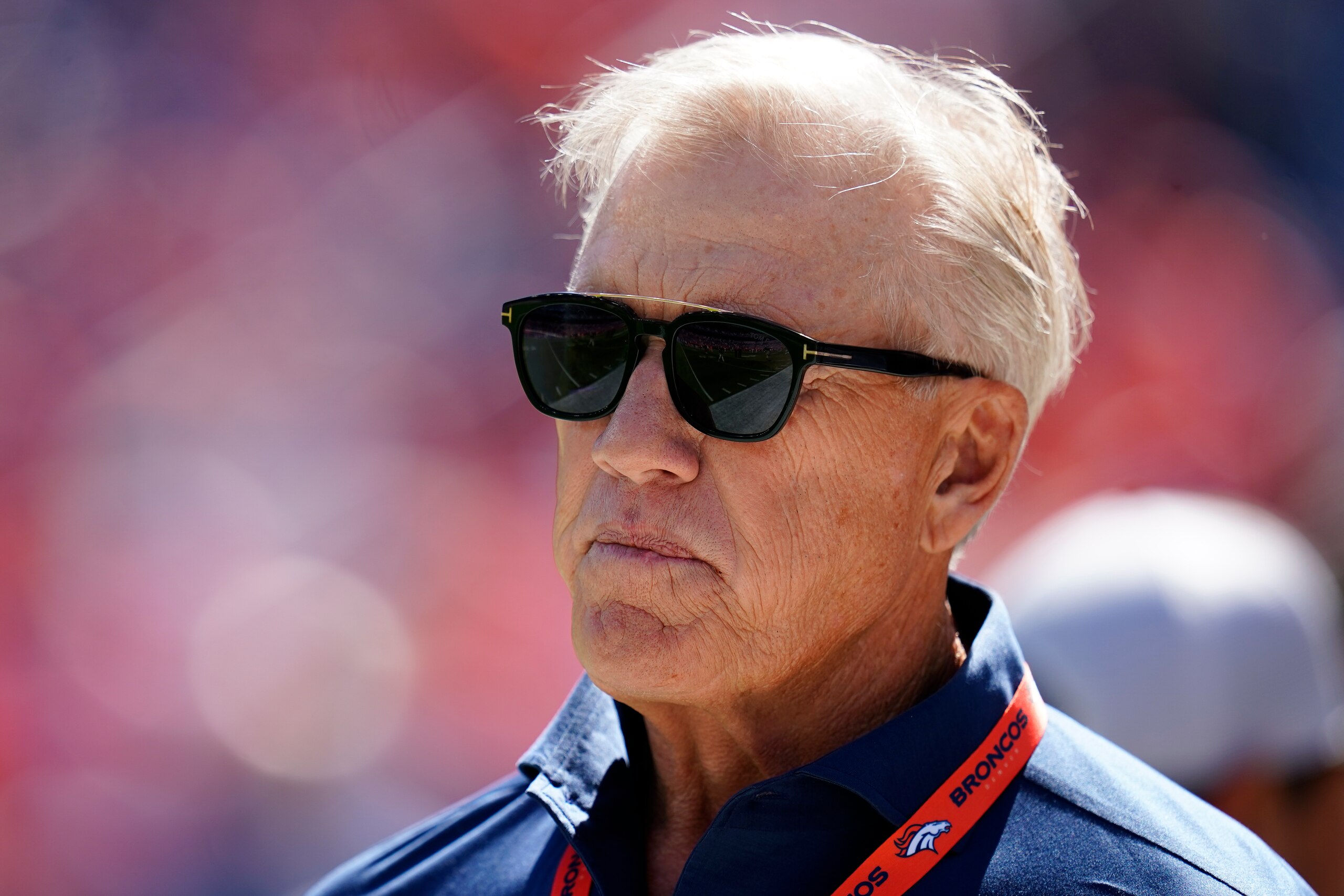 Broncos Elway Departs Football