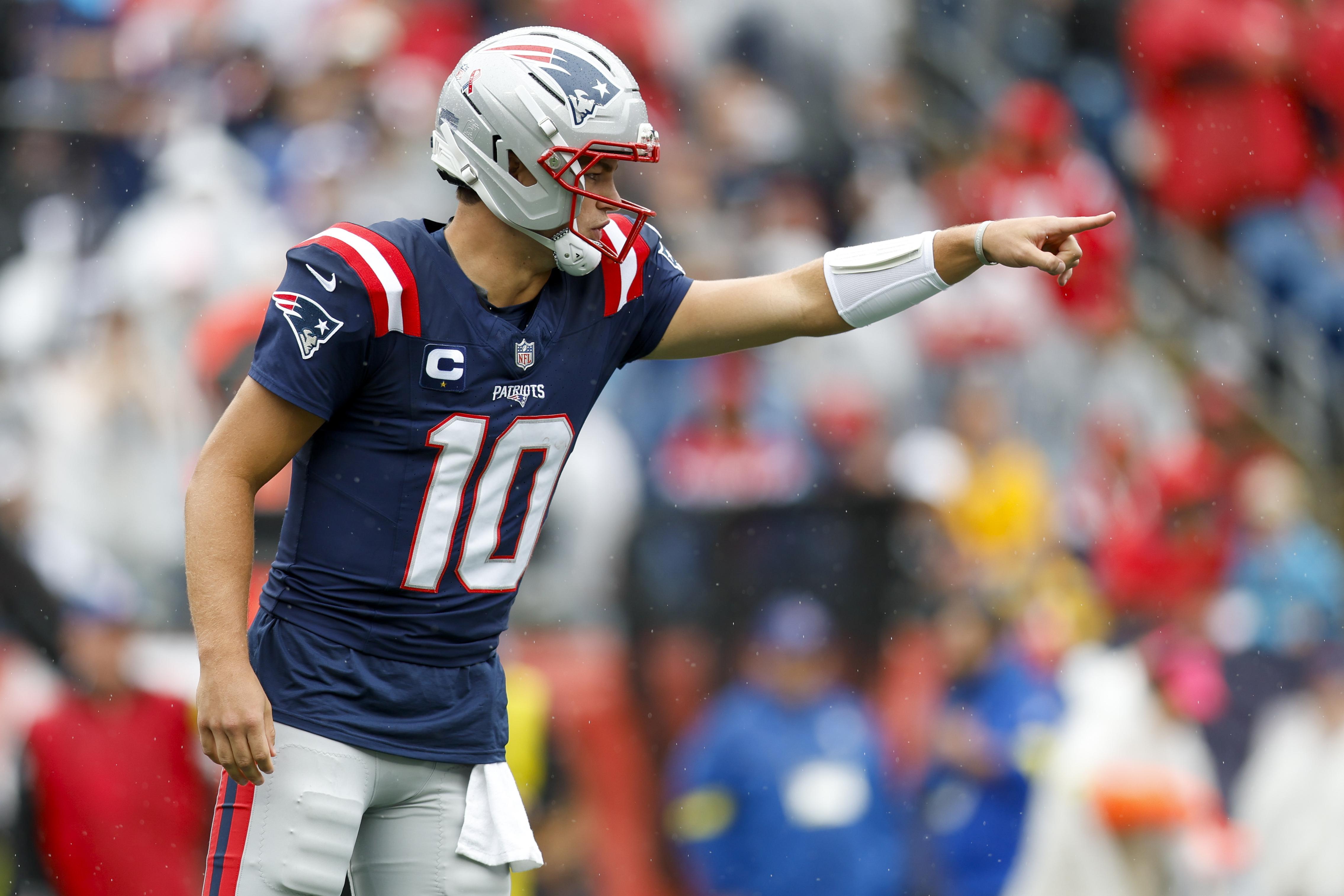 Raiders Patriots Football