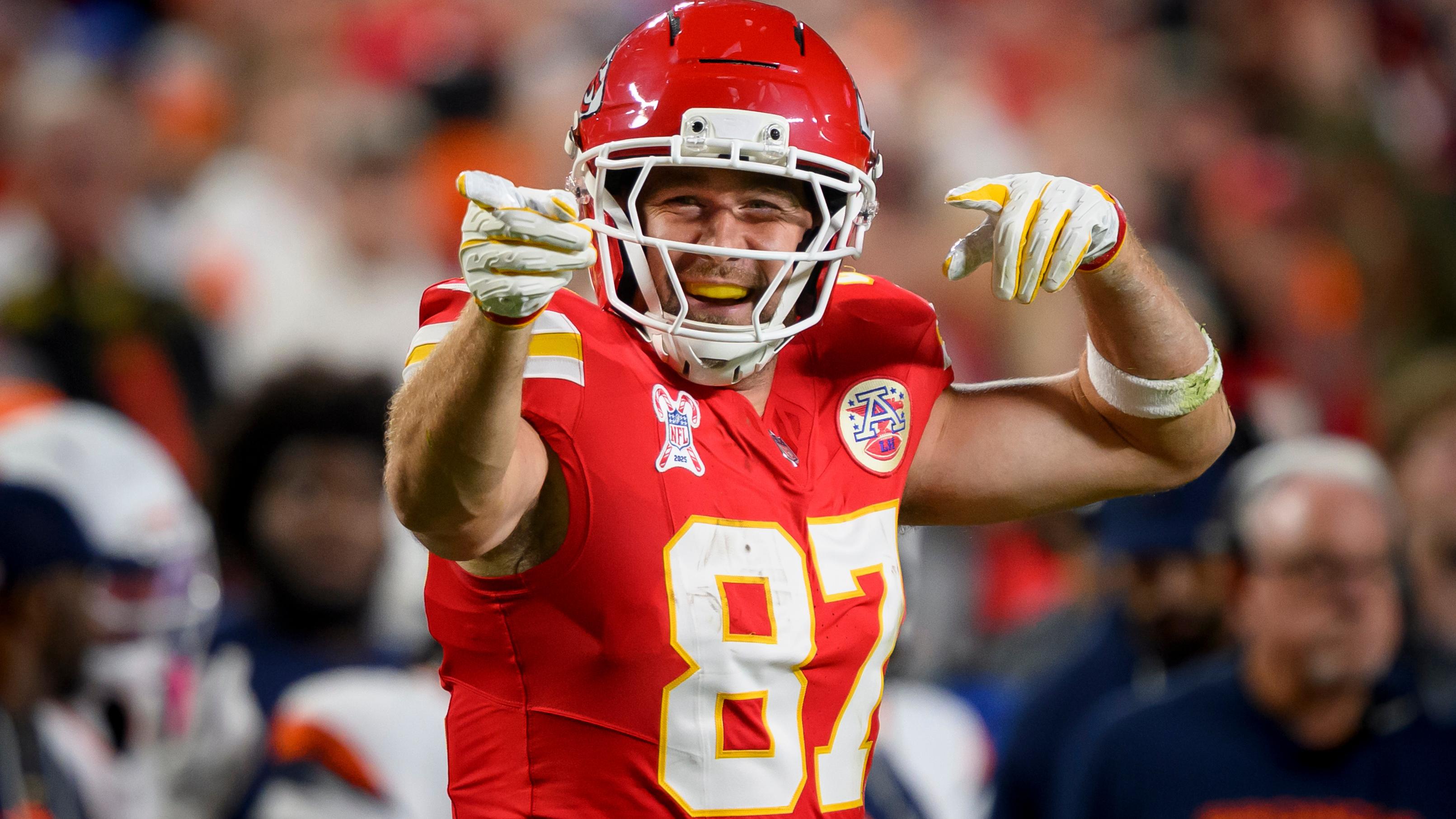 Broncos Chiefs Football