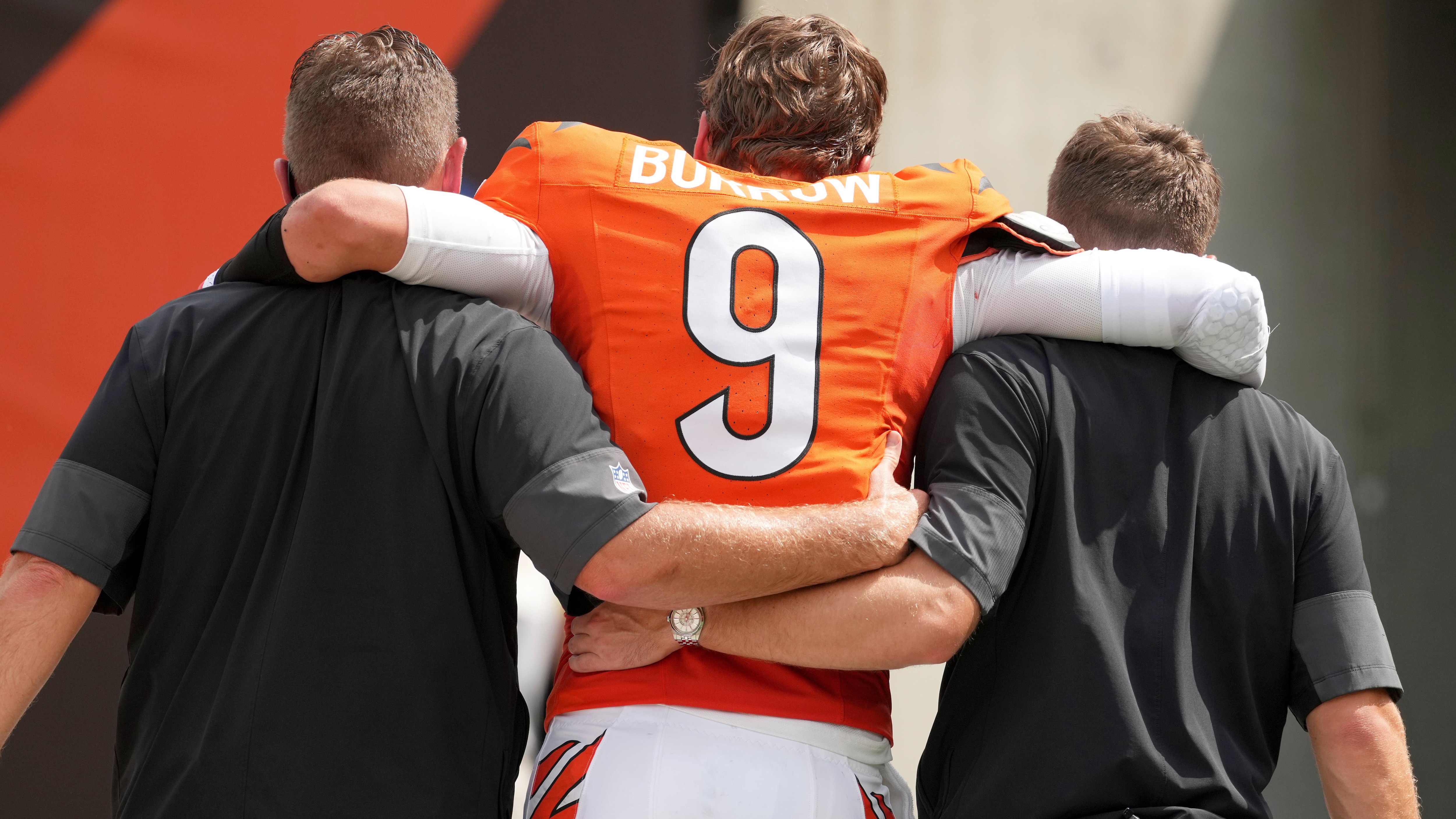 Bengals Burrow Football