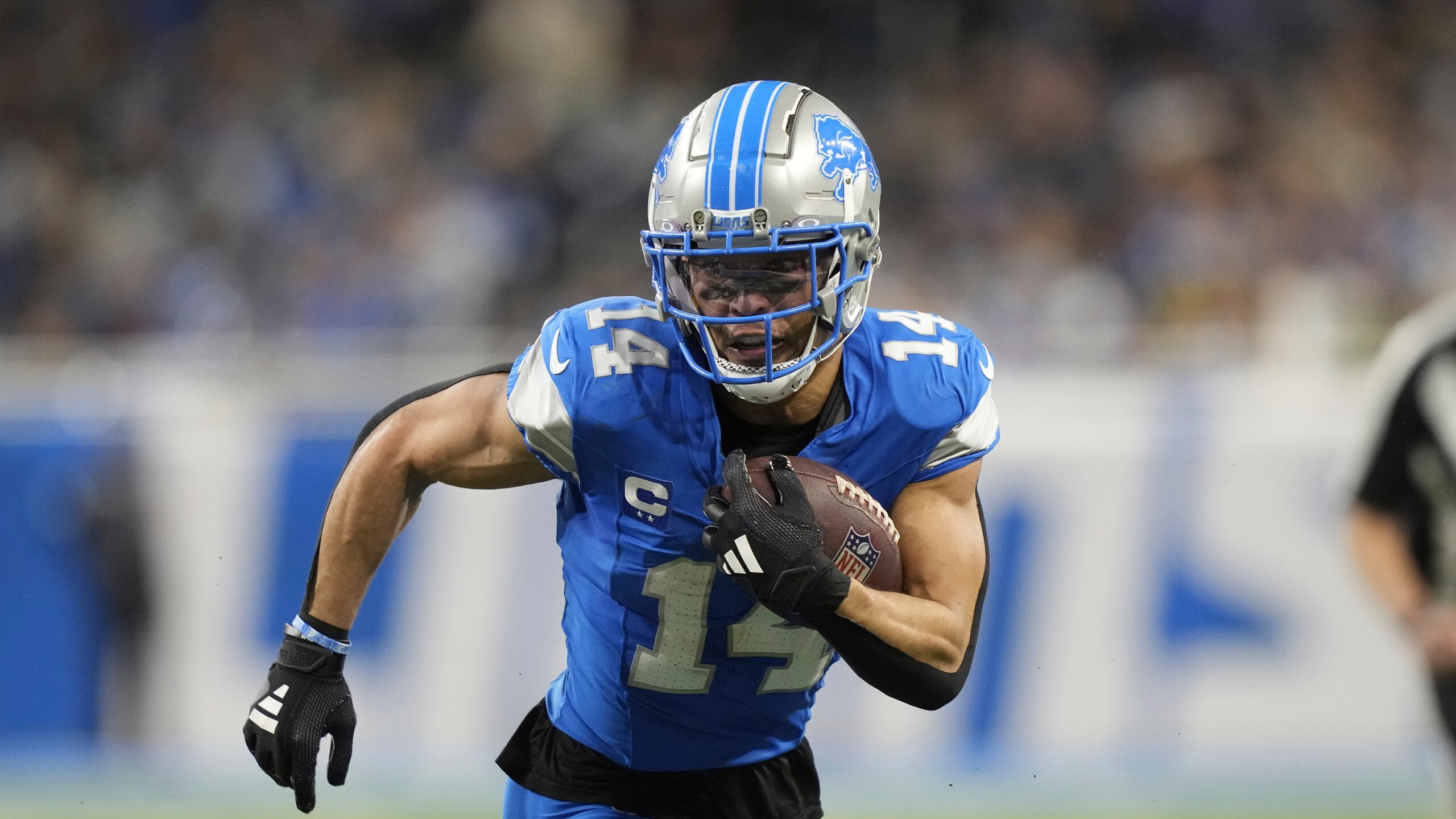 Lions Football