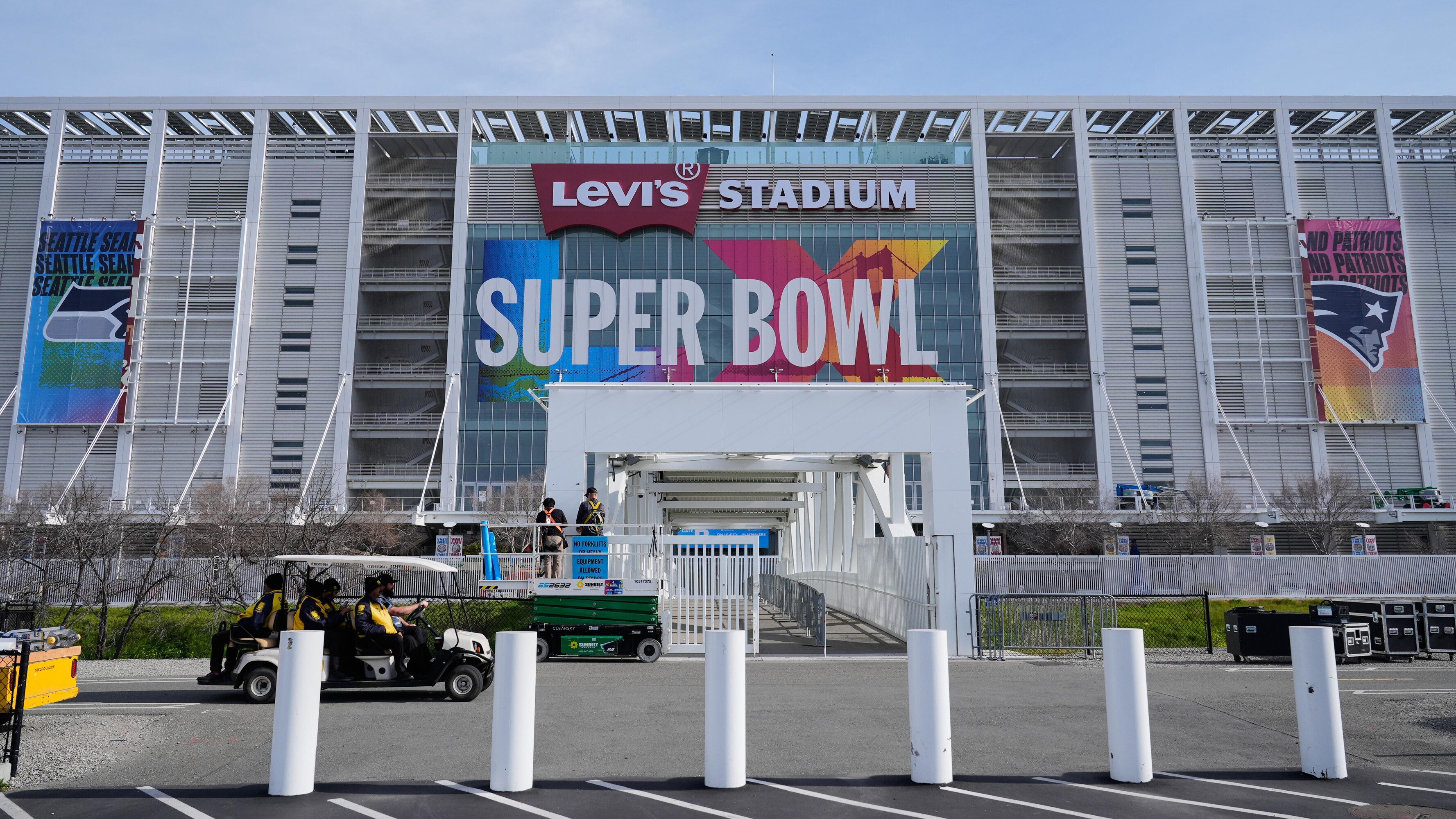 Earthquake Felt in Santa Clara Ahead of Seahawks vs. Patriots NFL Super ...