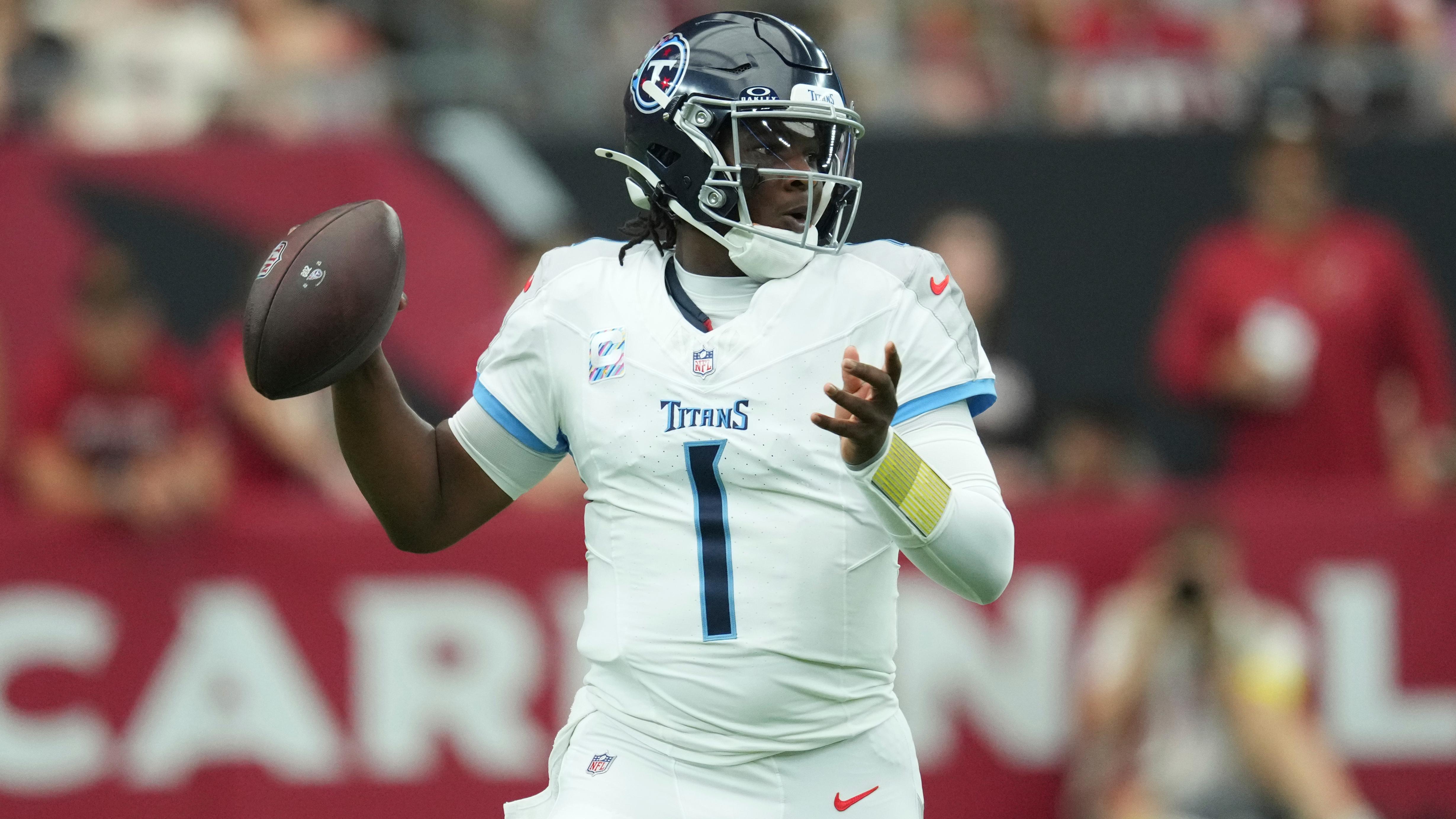 Titans Cardinals Football