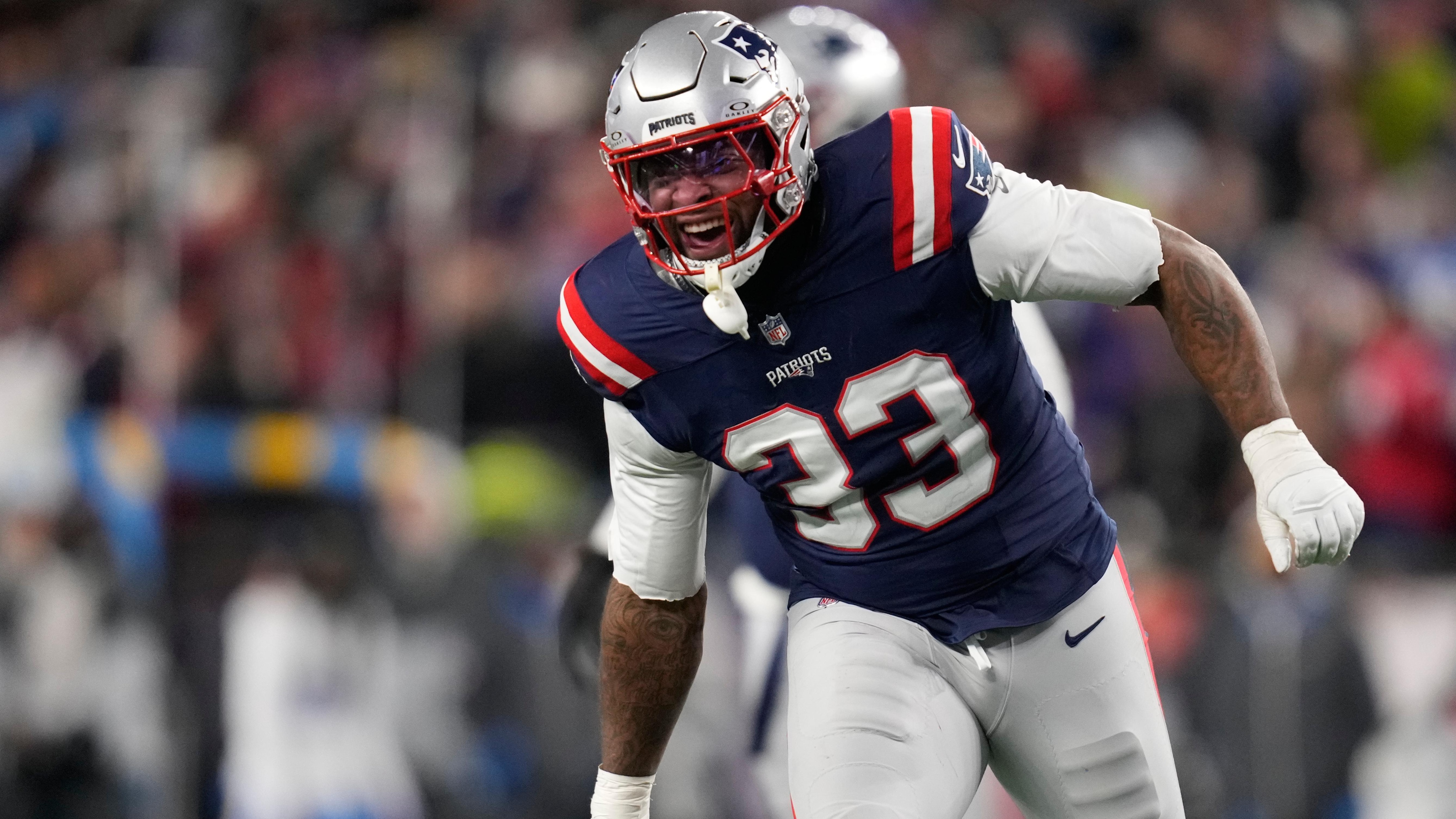 Chargers Patriots Football