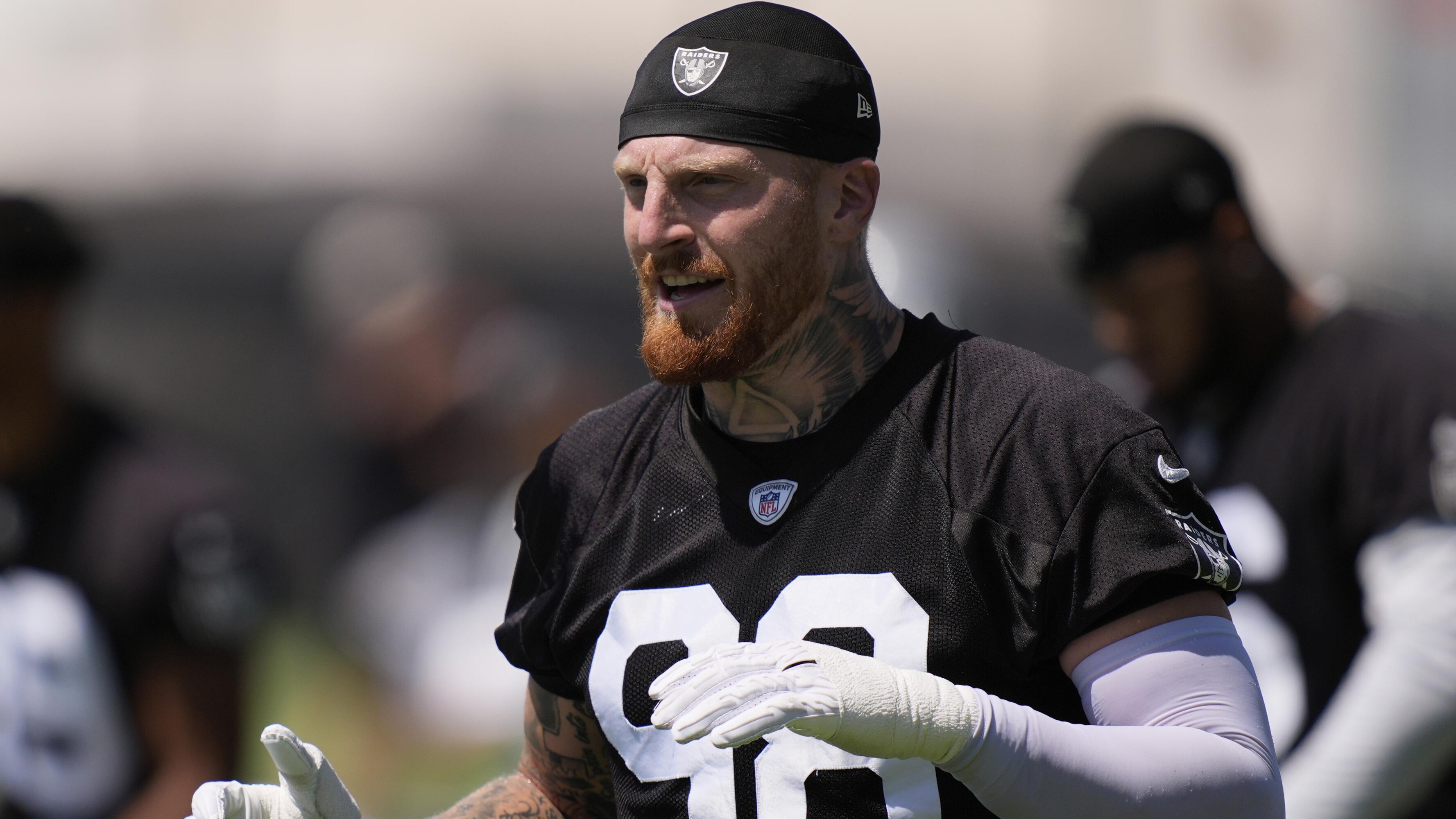 Raiders' Maxx Crosby Praises Pete Carroll For Not Giving Off 'Fake Energy' as HC