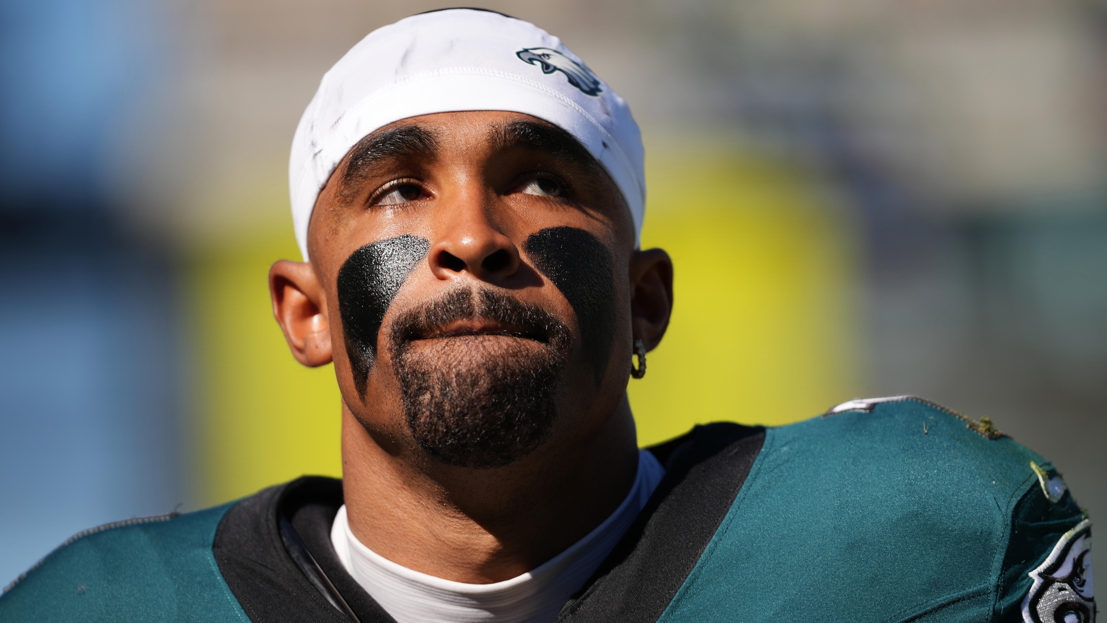Hurts, Eagles Criticized by NFL Fans for Blowing 14-Point Lead in Loss to Nix, Broncos