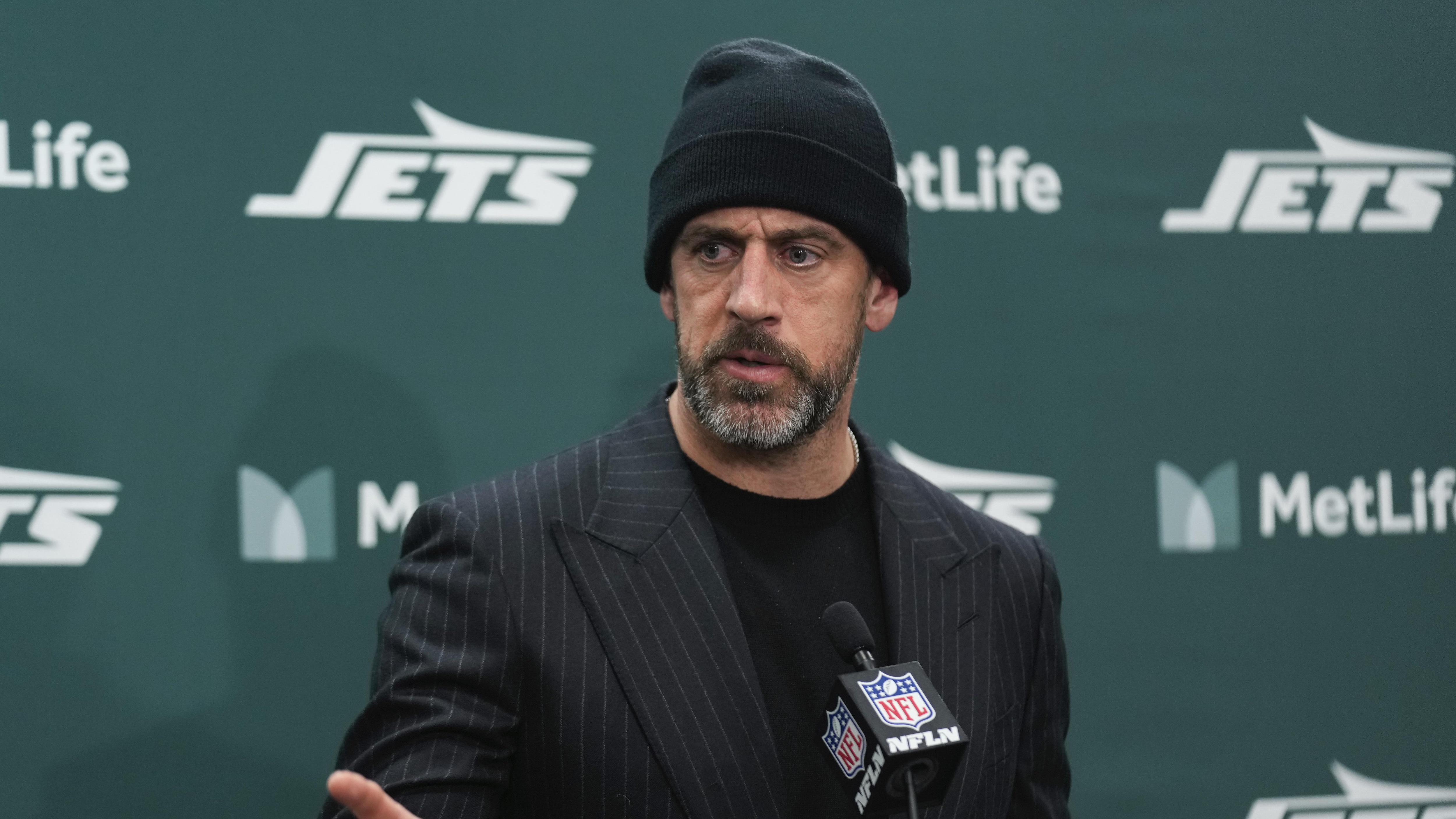 Aaron Rodgers on the field