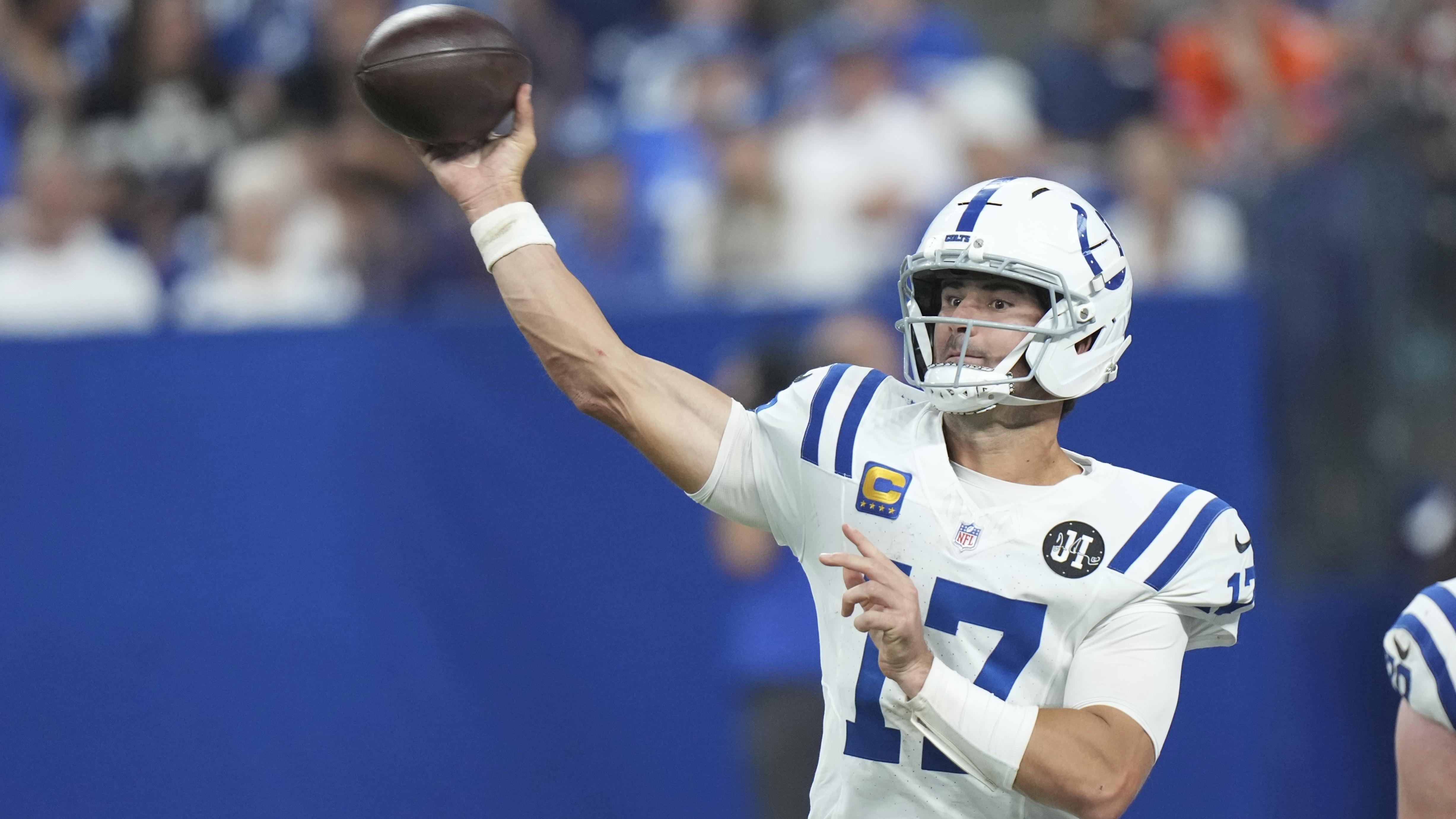 Broncos Colts Football