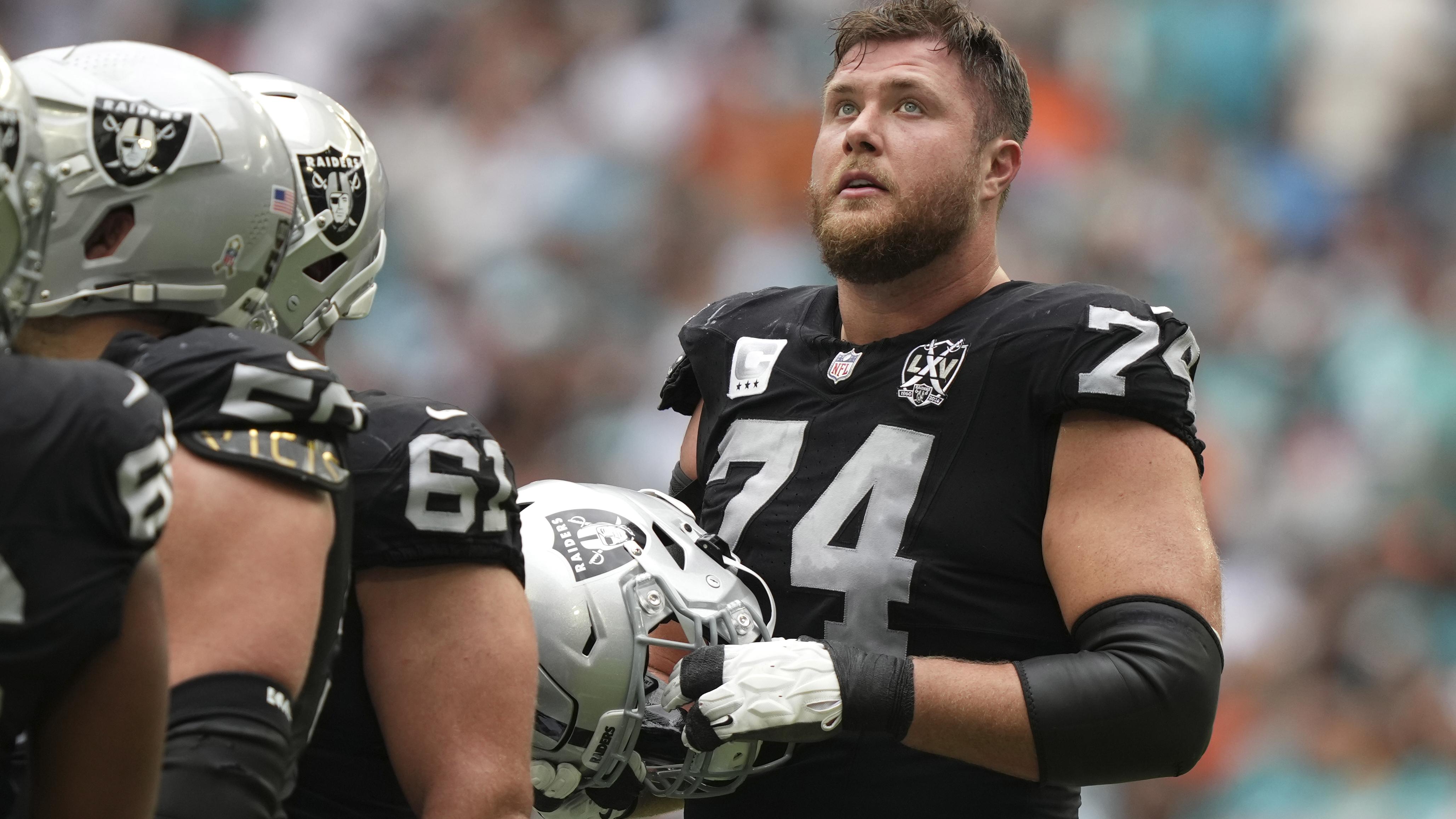 Raiders Dolphins Football