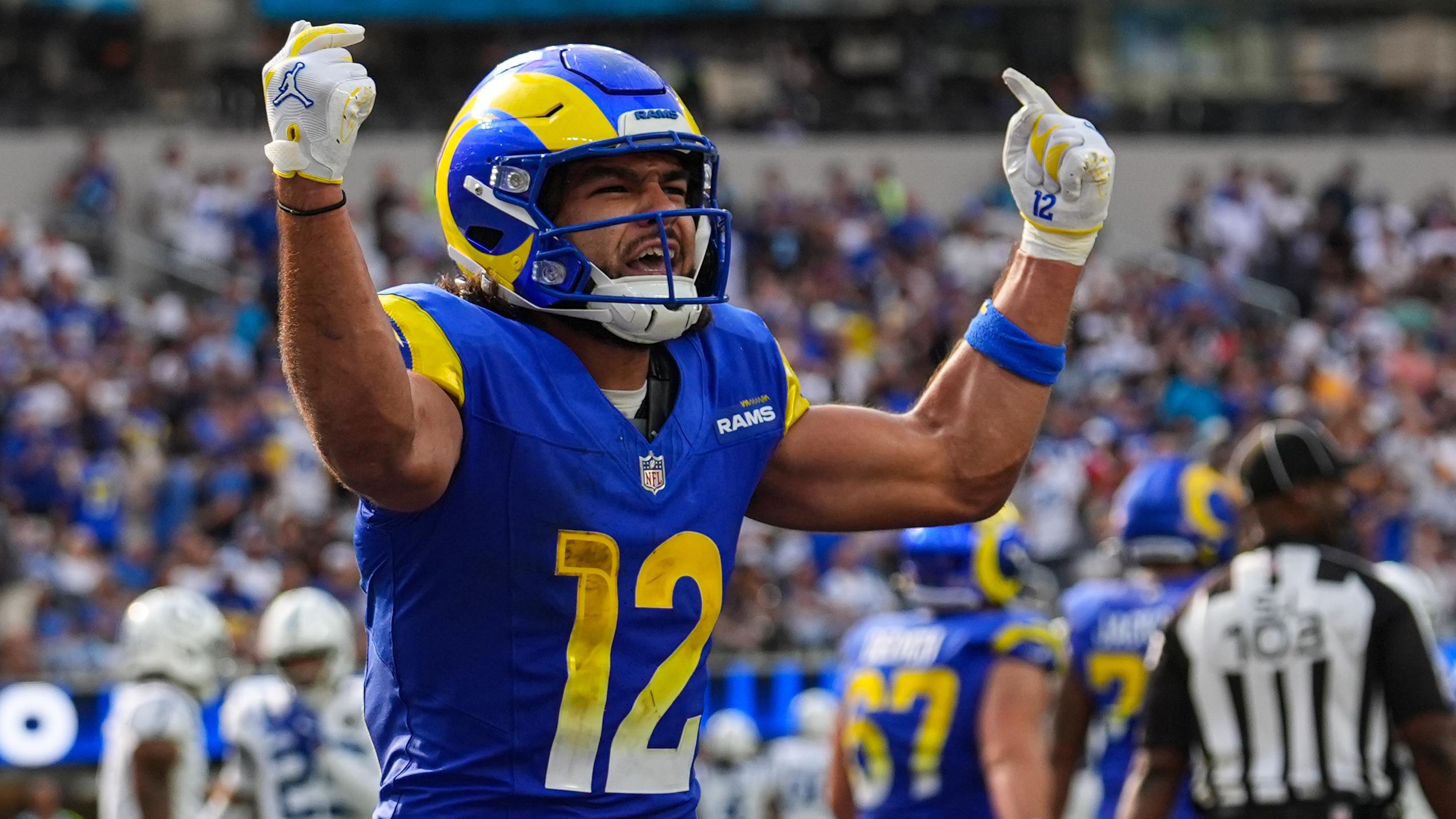 Colts Rams Football