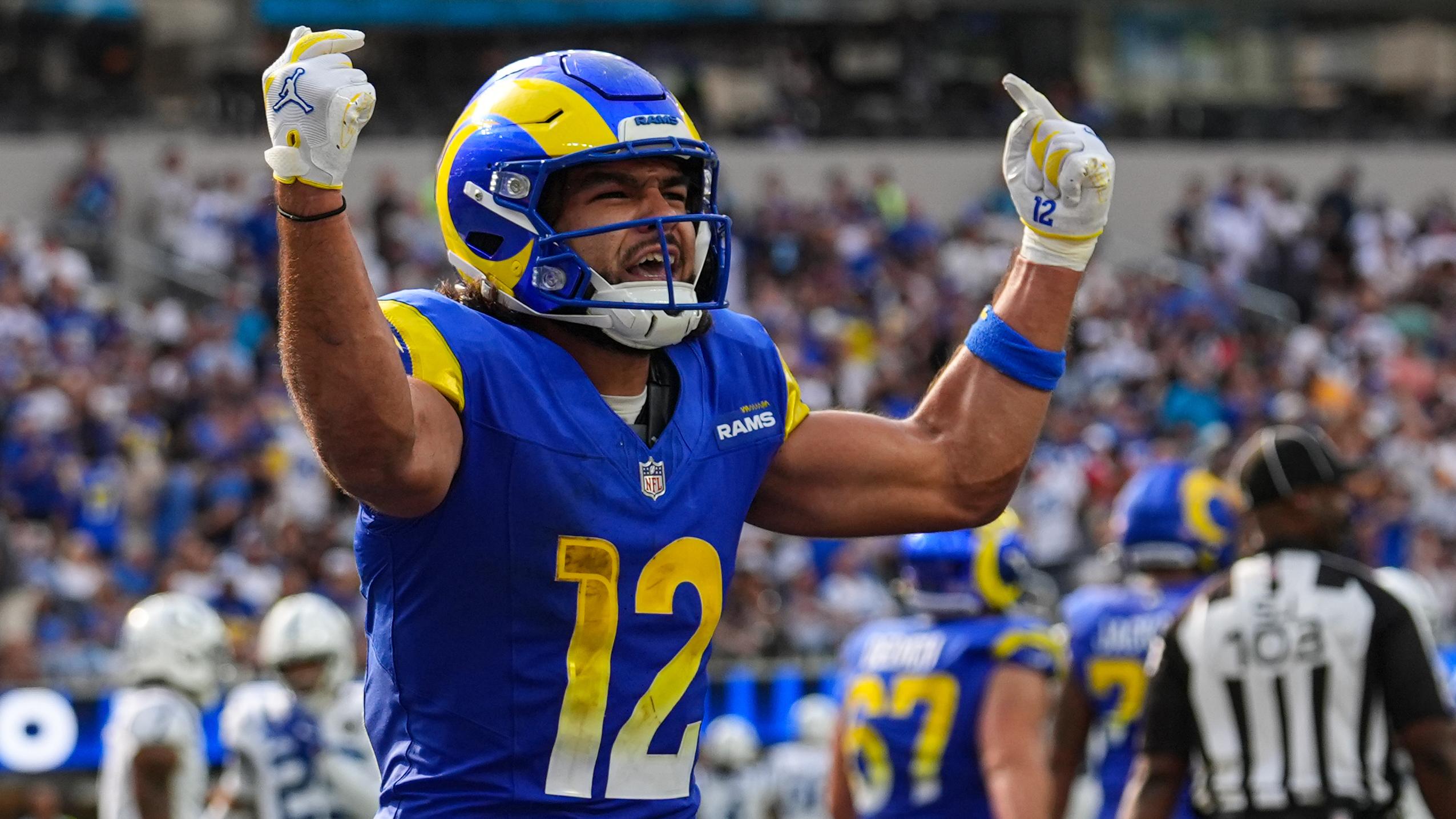 Colts Rams Football
