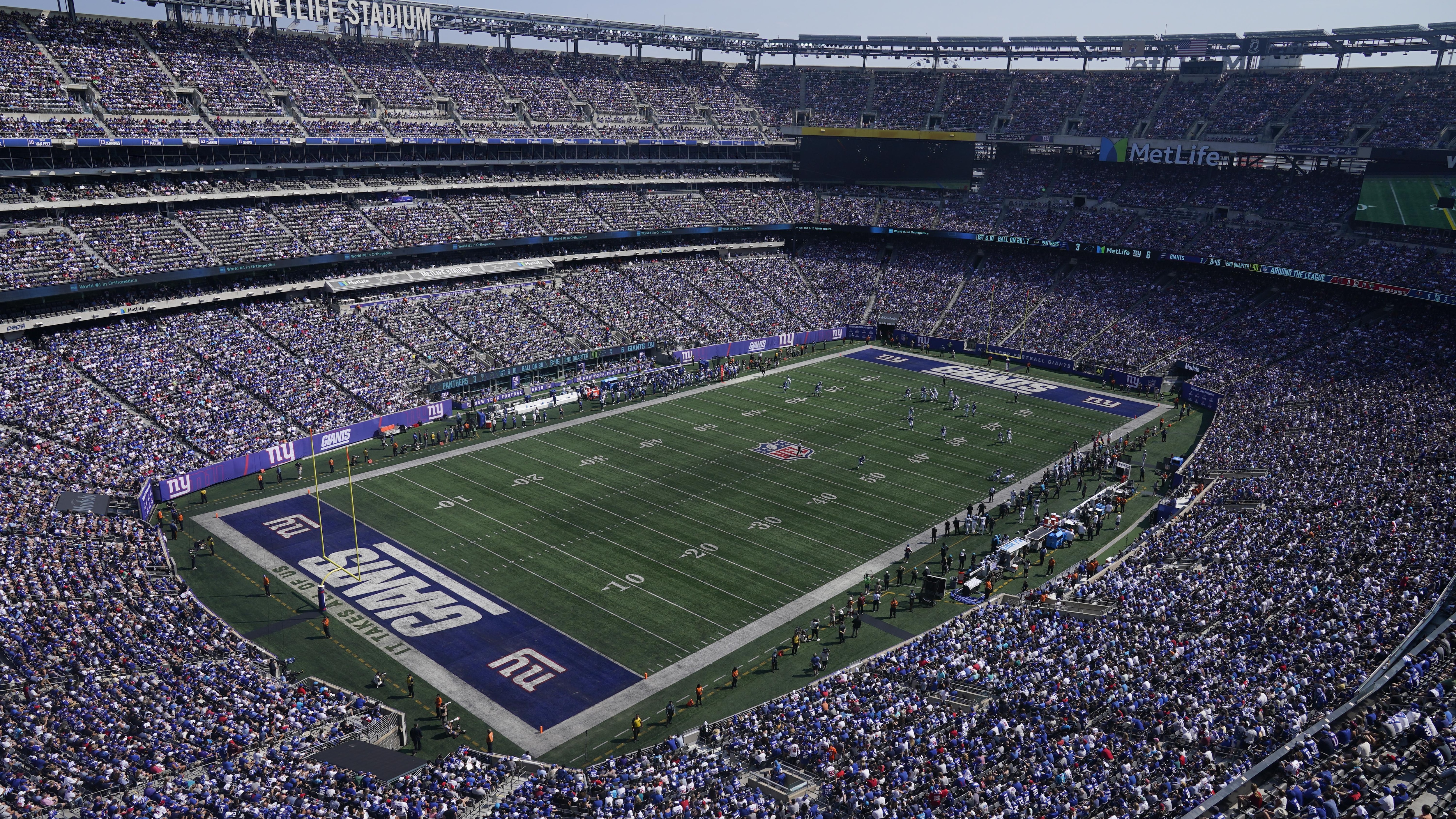 Panthers Giants Football