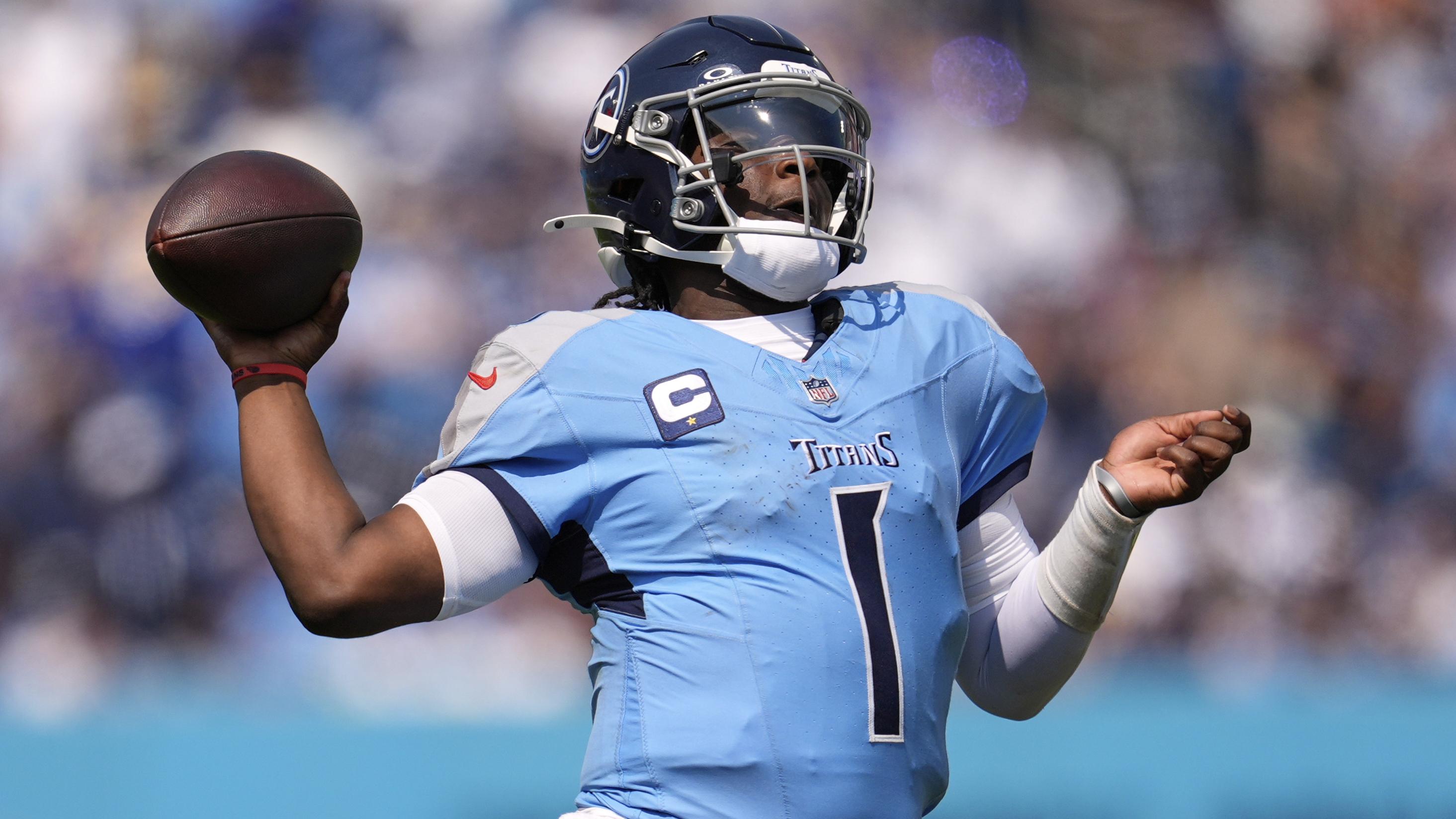 Rams Titans Football