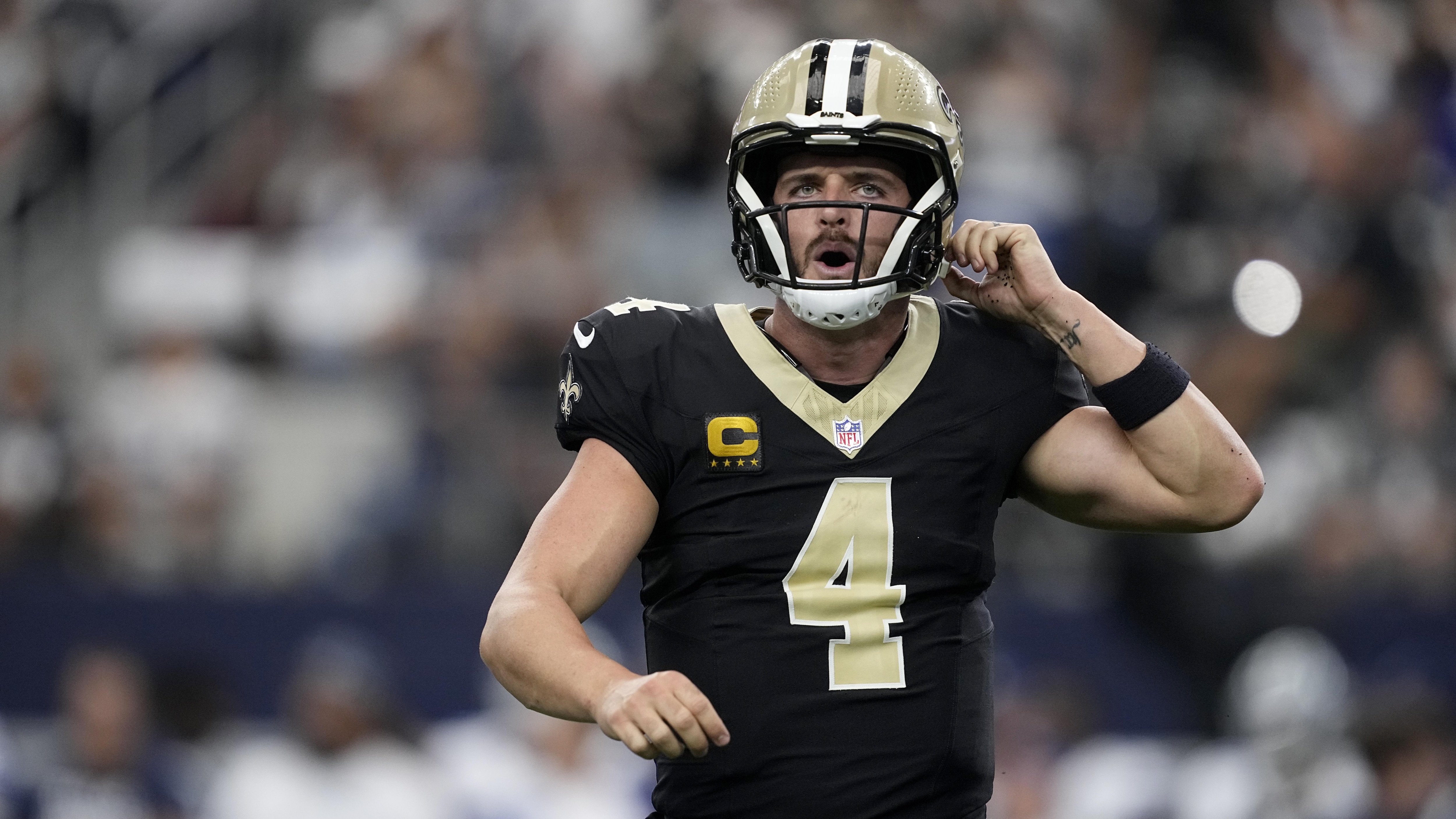 Cowboys Saints Football