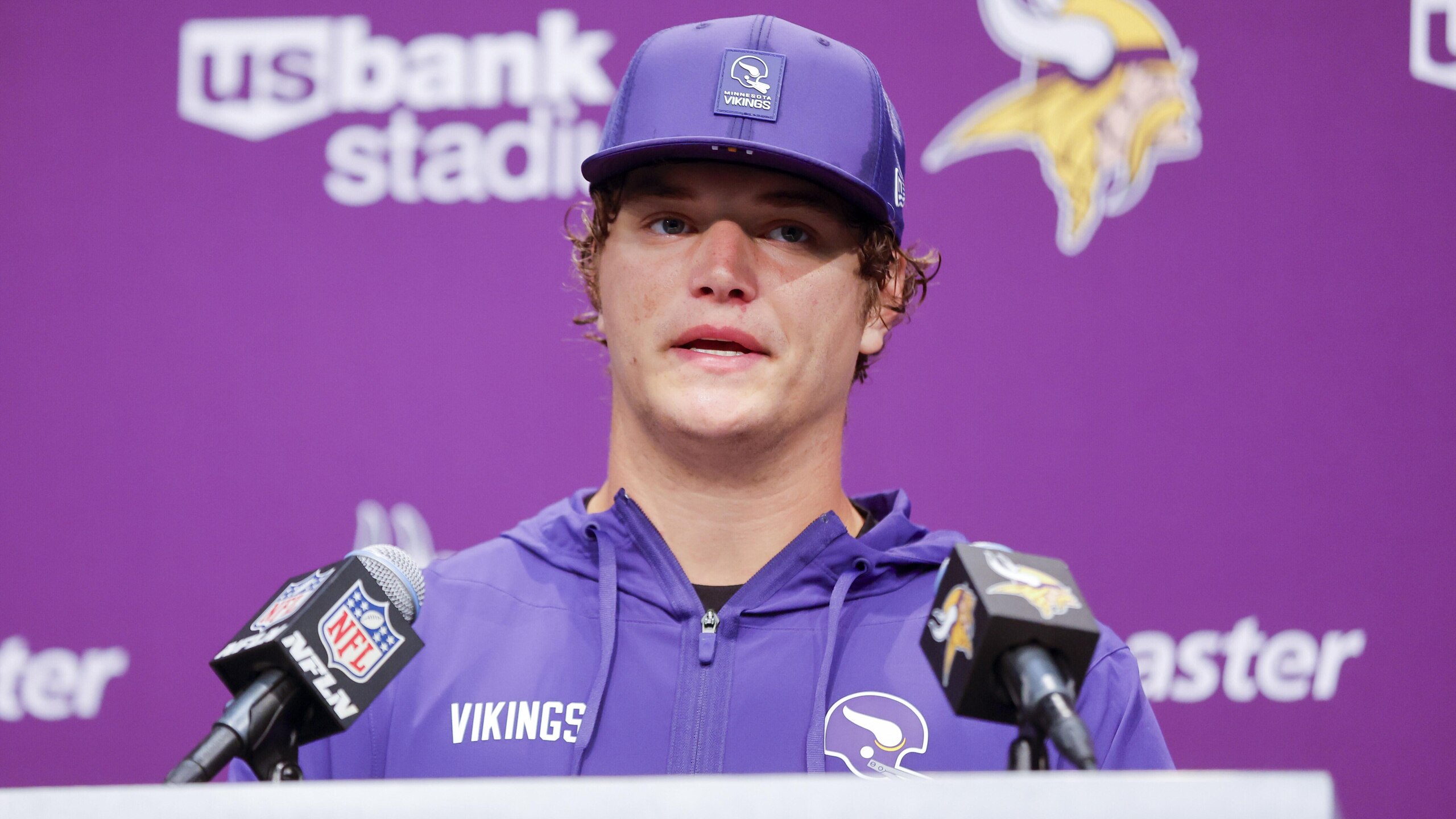 Falcons Vikings Football