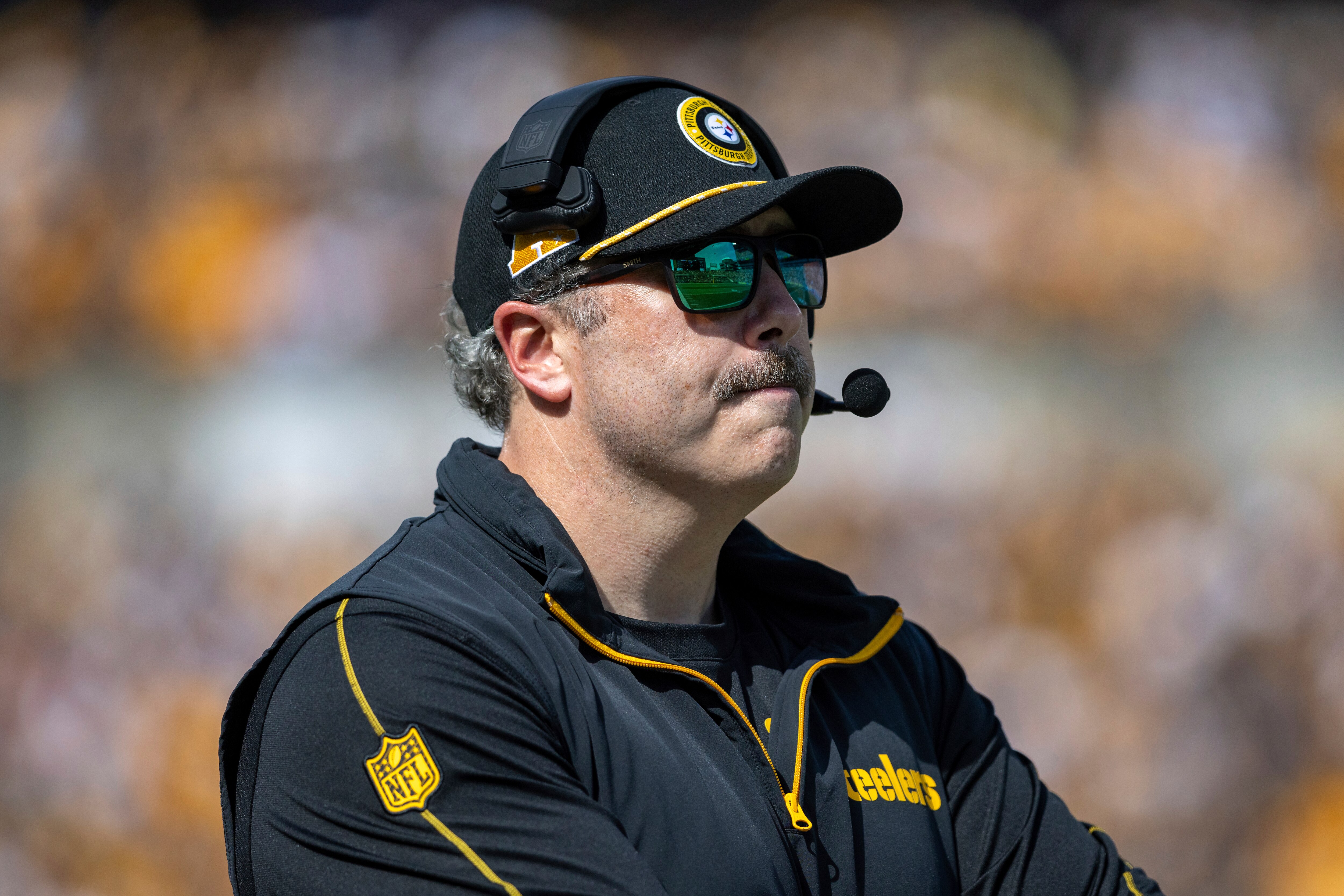 Chargers Steelers Football