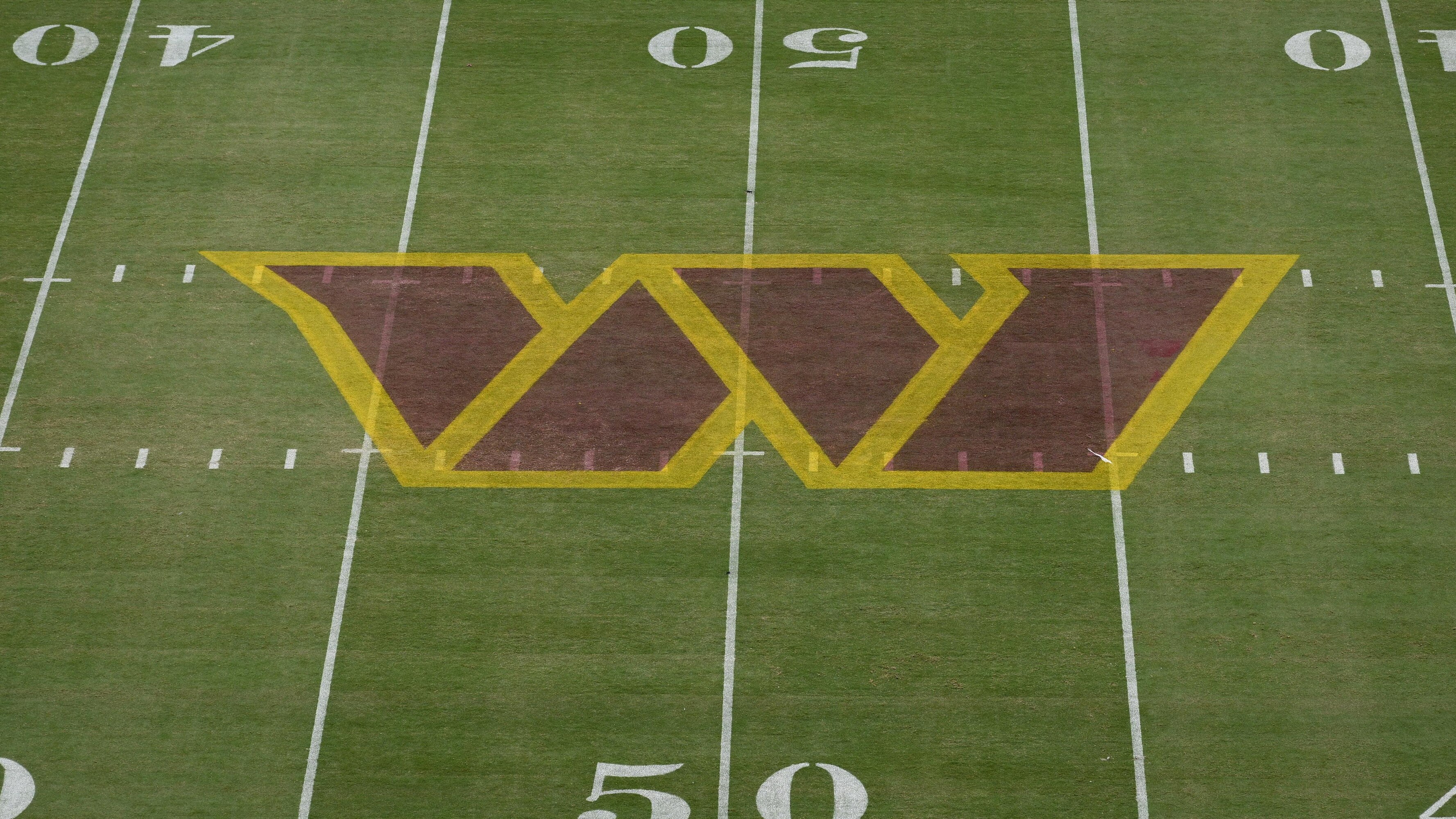Commanders Revamp Locker Rooms After NFLPA ‘F’ Grade