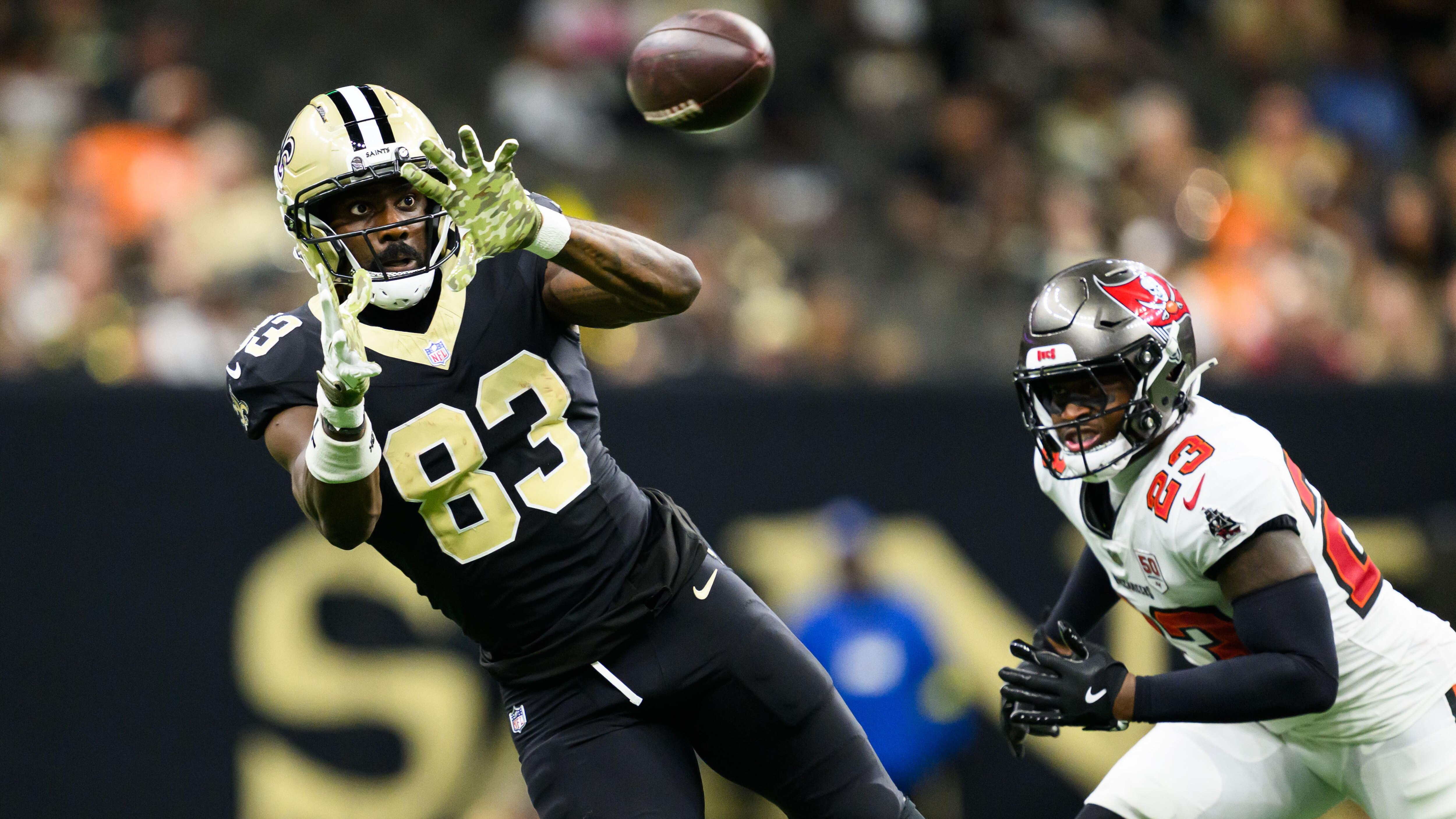 Buccaneers Saints Football