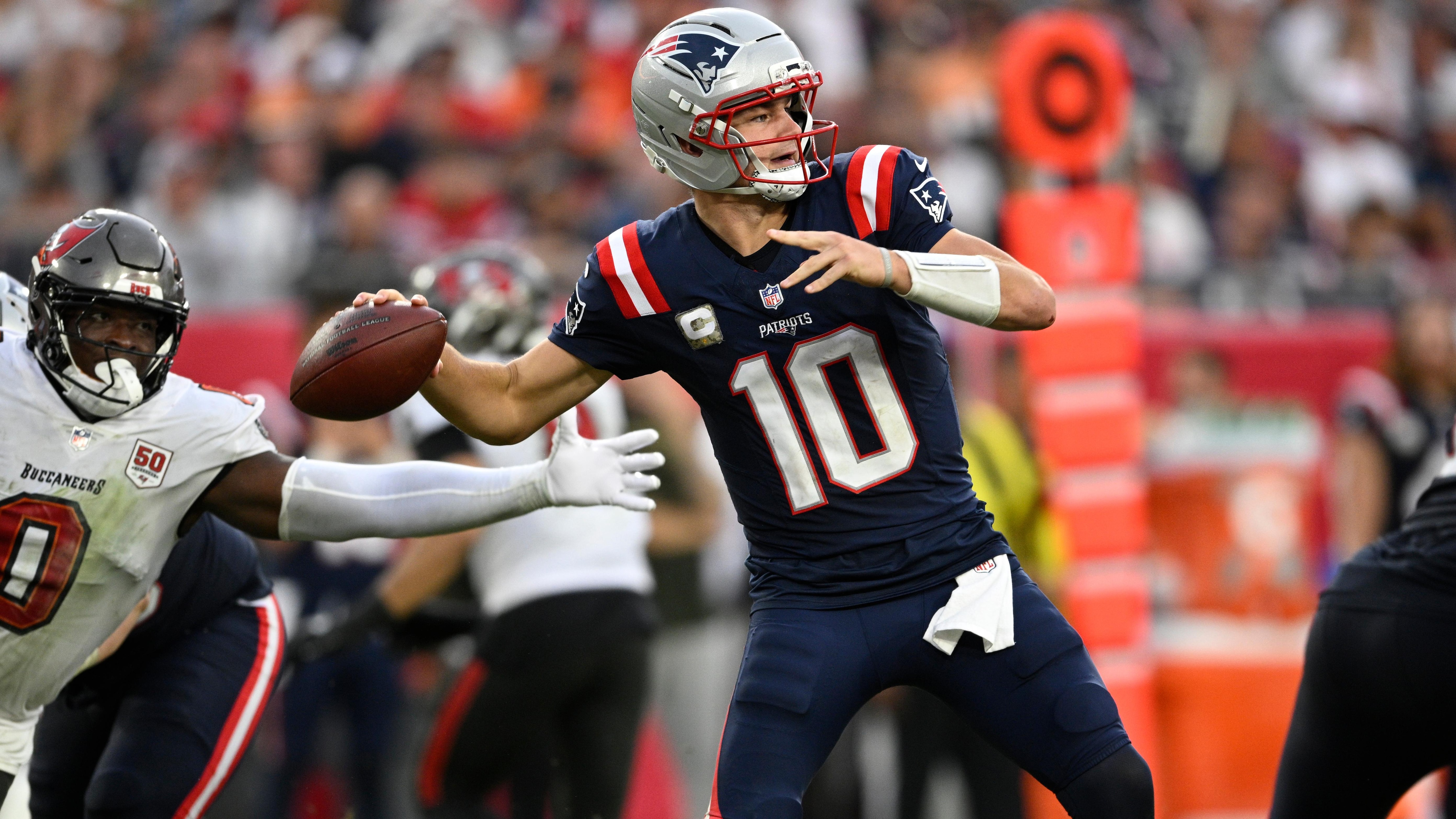 Patriots Buccaneers Football