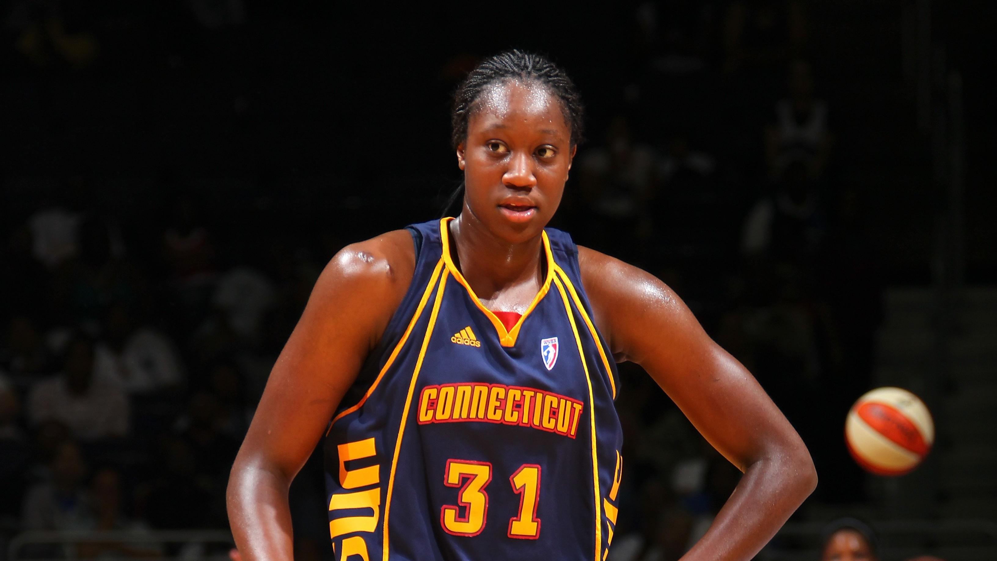 Connecticut Sun v Washington Mystics