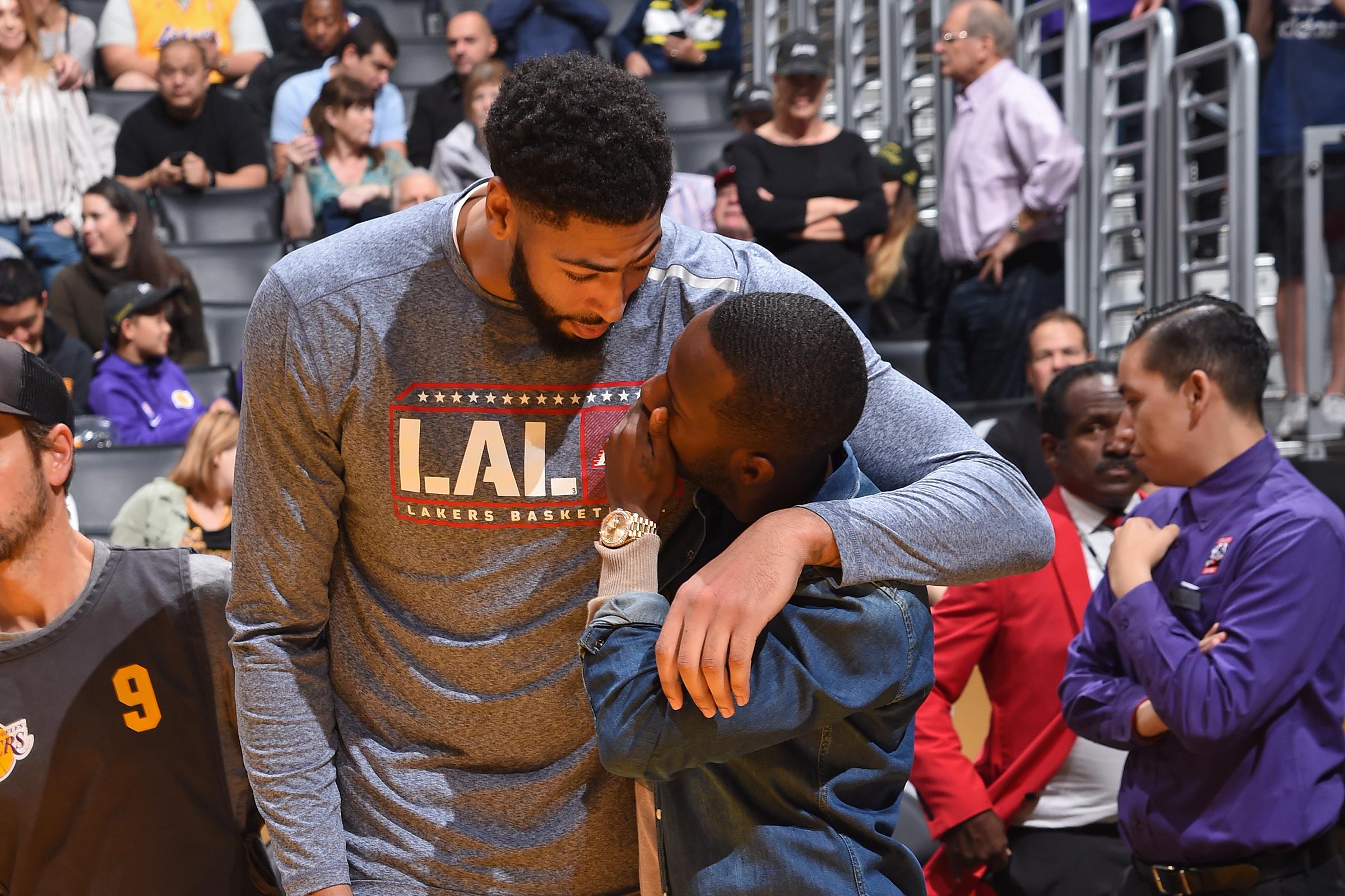Toronto Raptors v Los Angeles Lakers