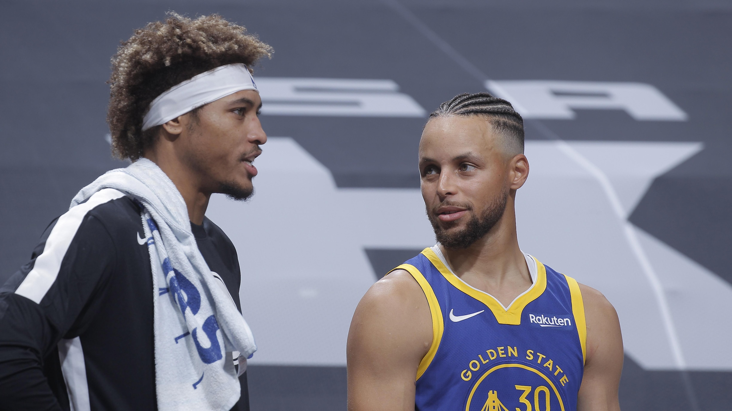 Golden State Warriors v Sacramento Kings