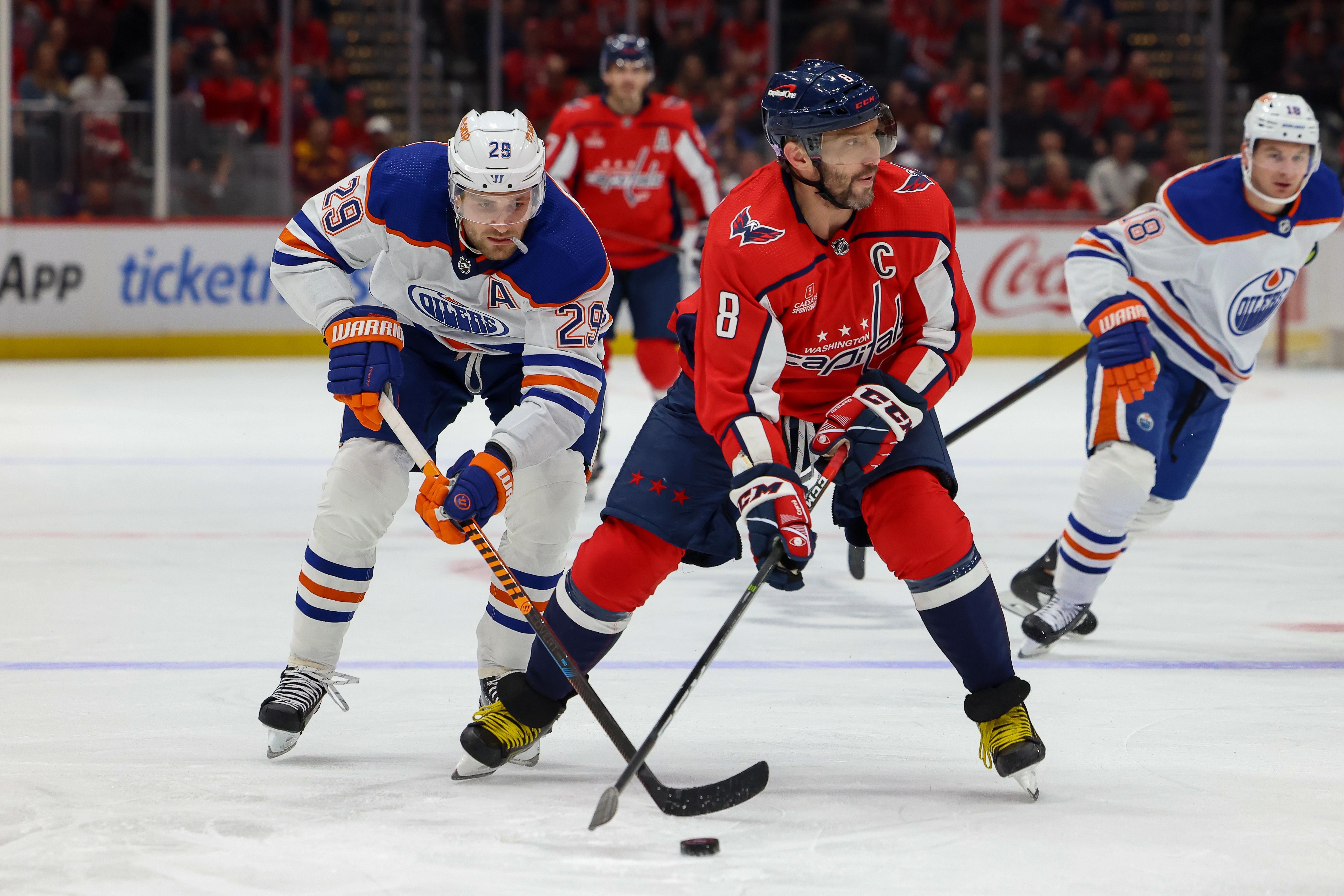 Edmonton Oilers v Washington Capitals