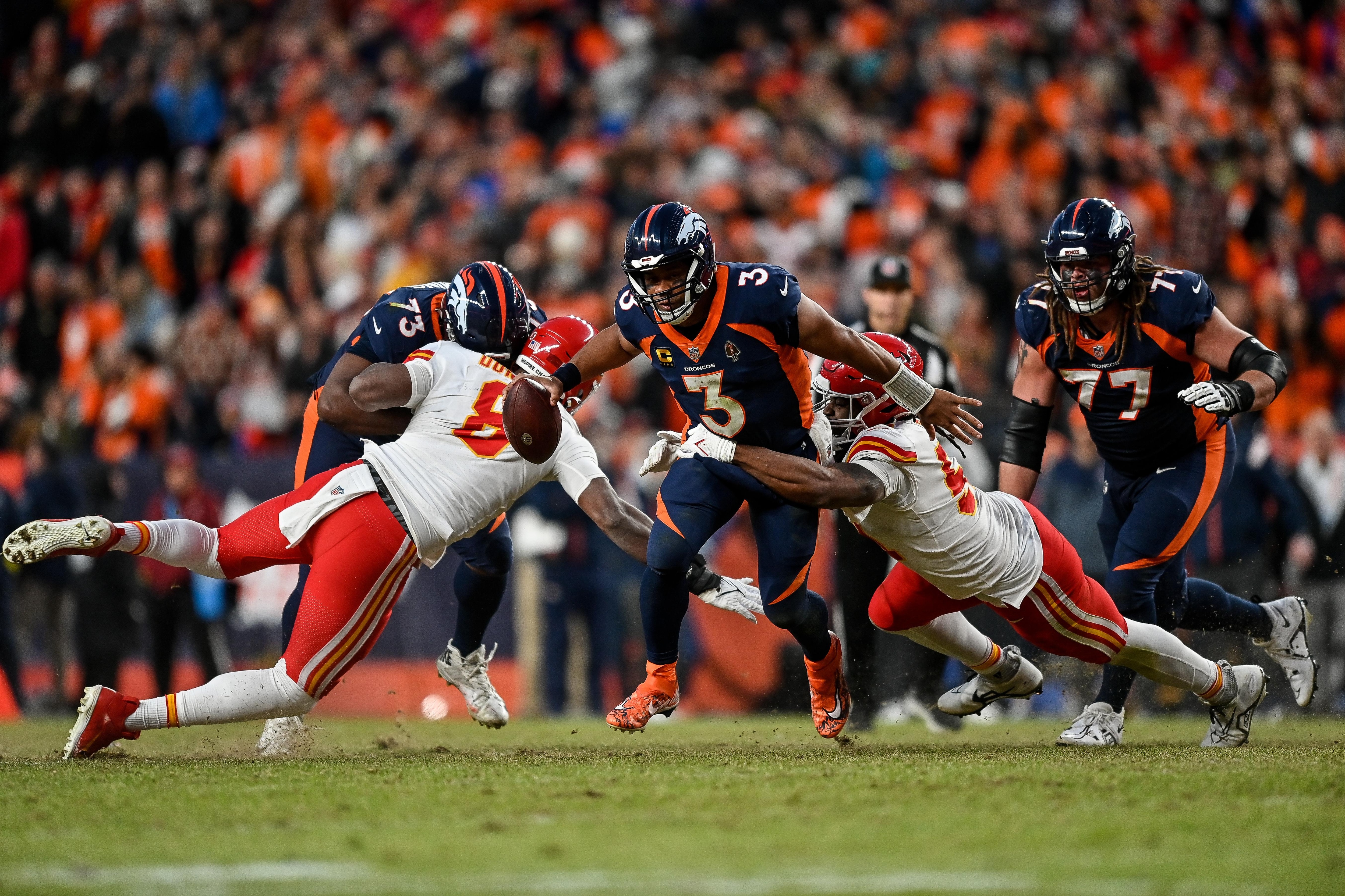 NFL: DEC 11 Chiefs at Broncos