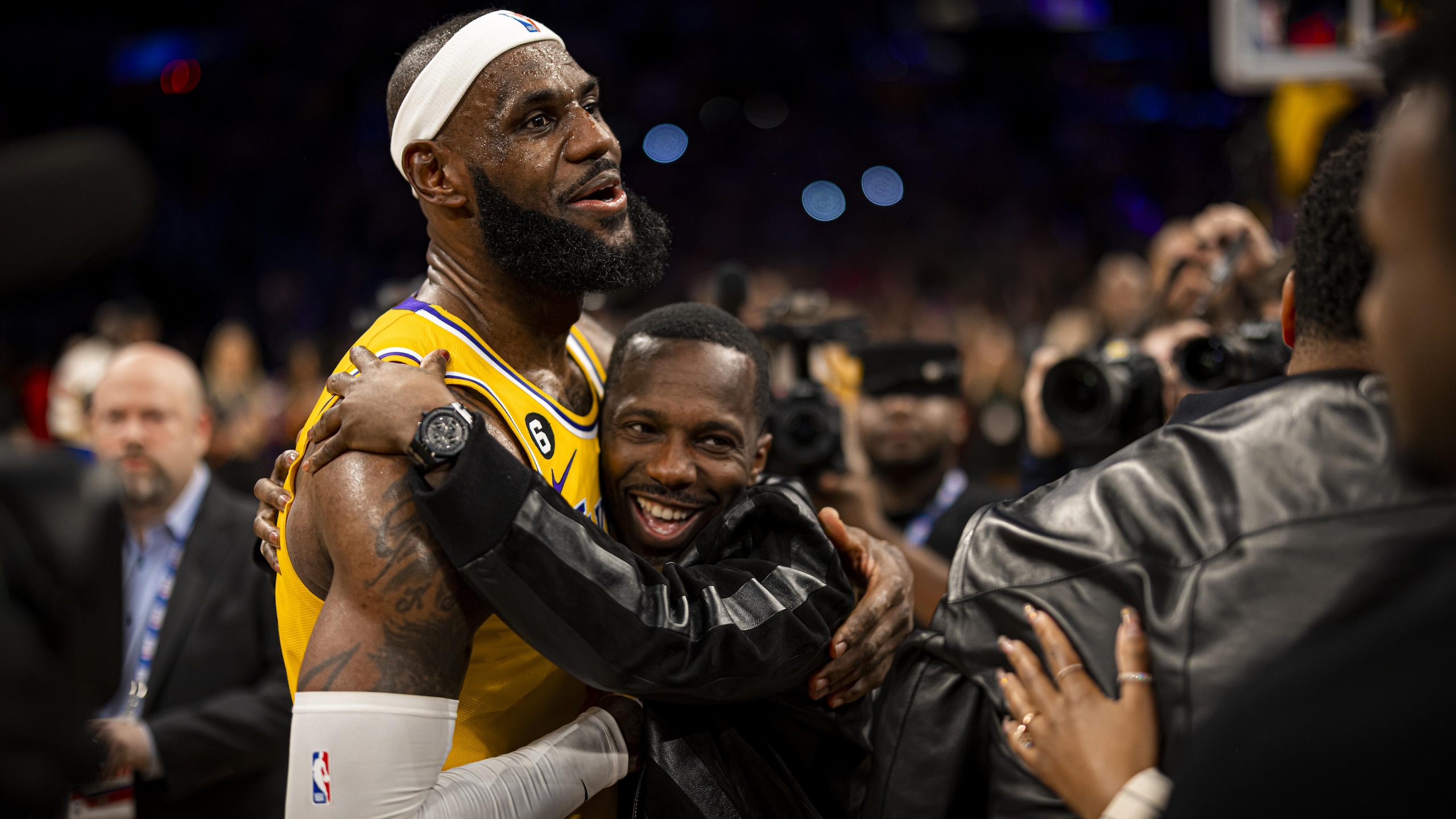 Oklahoma City Thunder v Los Angeles Lakers