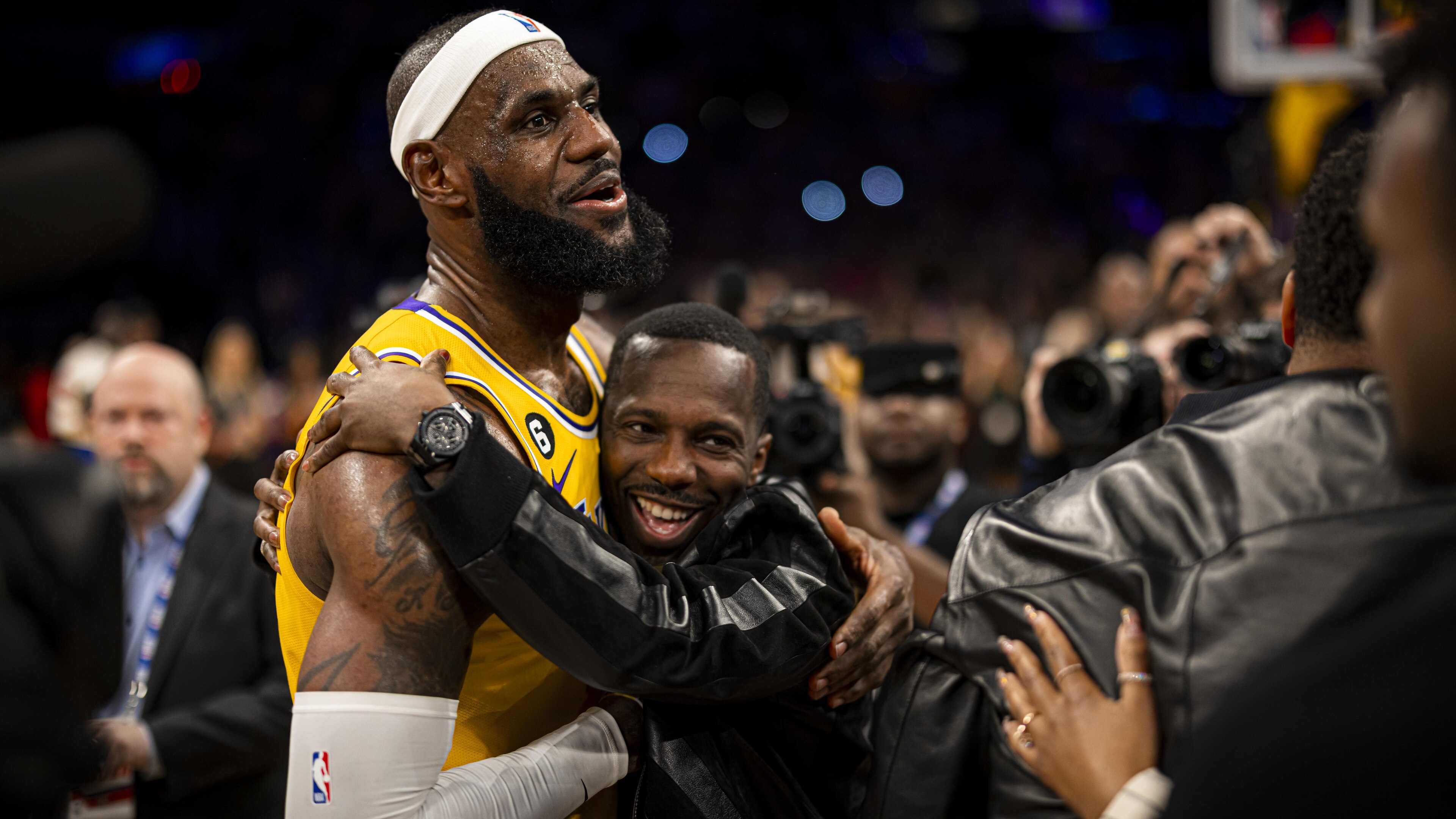 Oklahoma City Thunder v Los Angeles Lakers