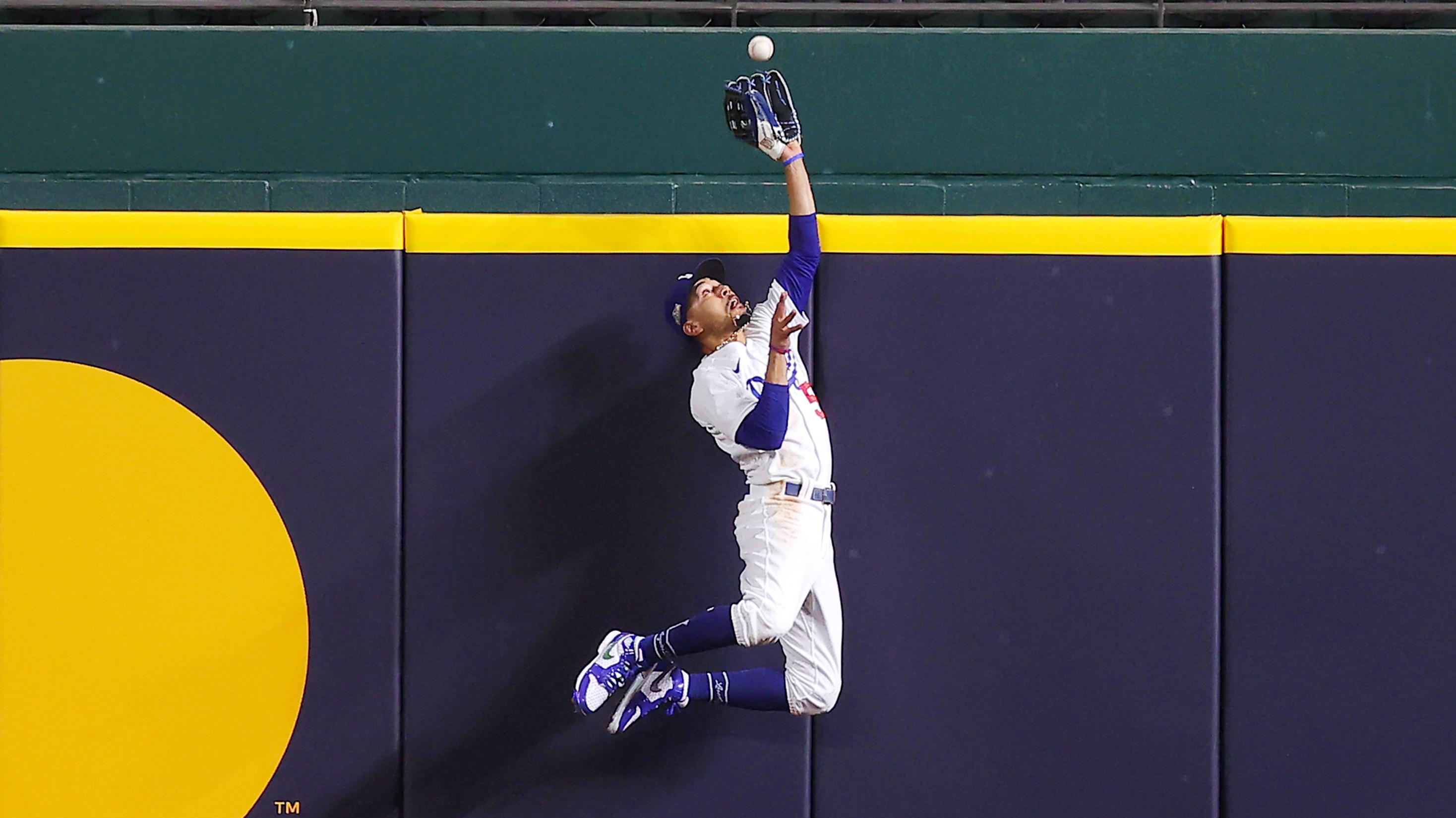 League Championship - Atlanta Braves v Los Angeles Dodgers - Game Seven
