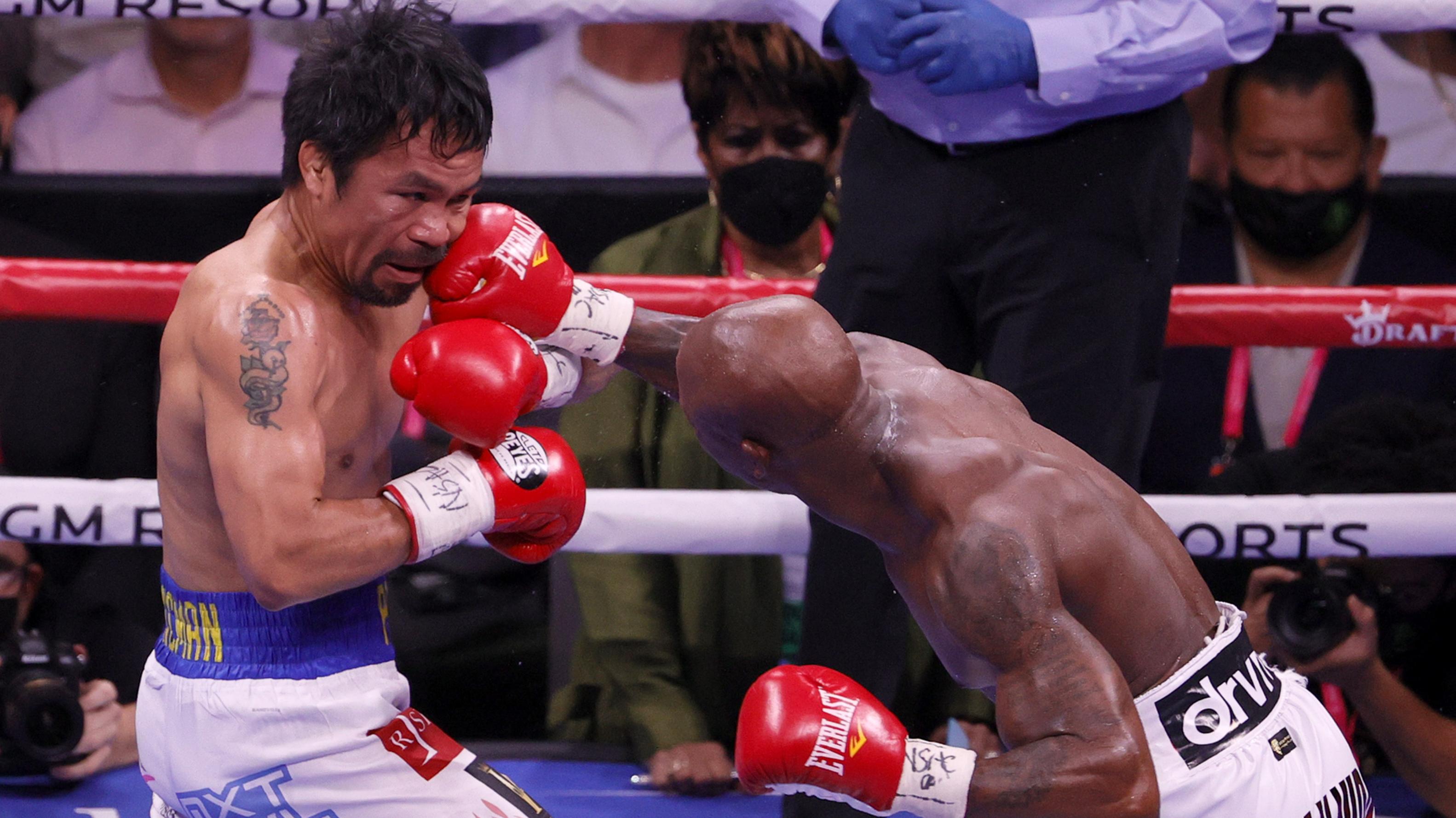 Yordenis Ugás v Manny Pacquiao
