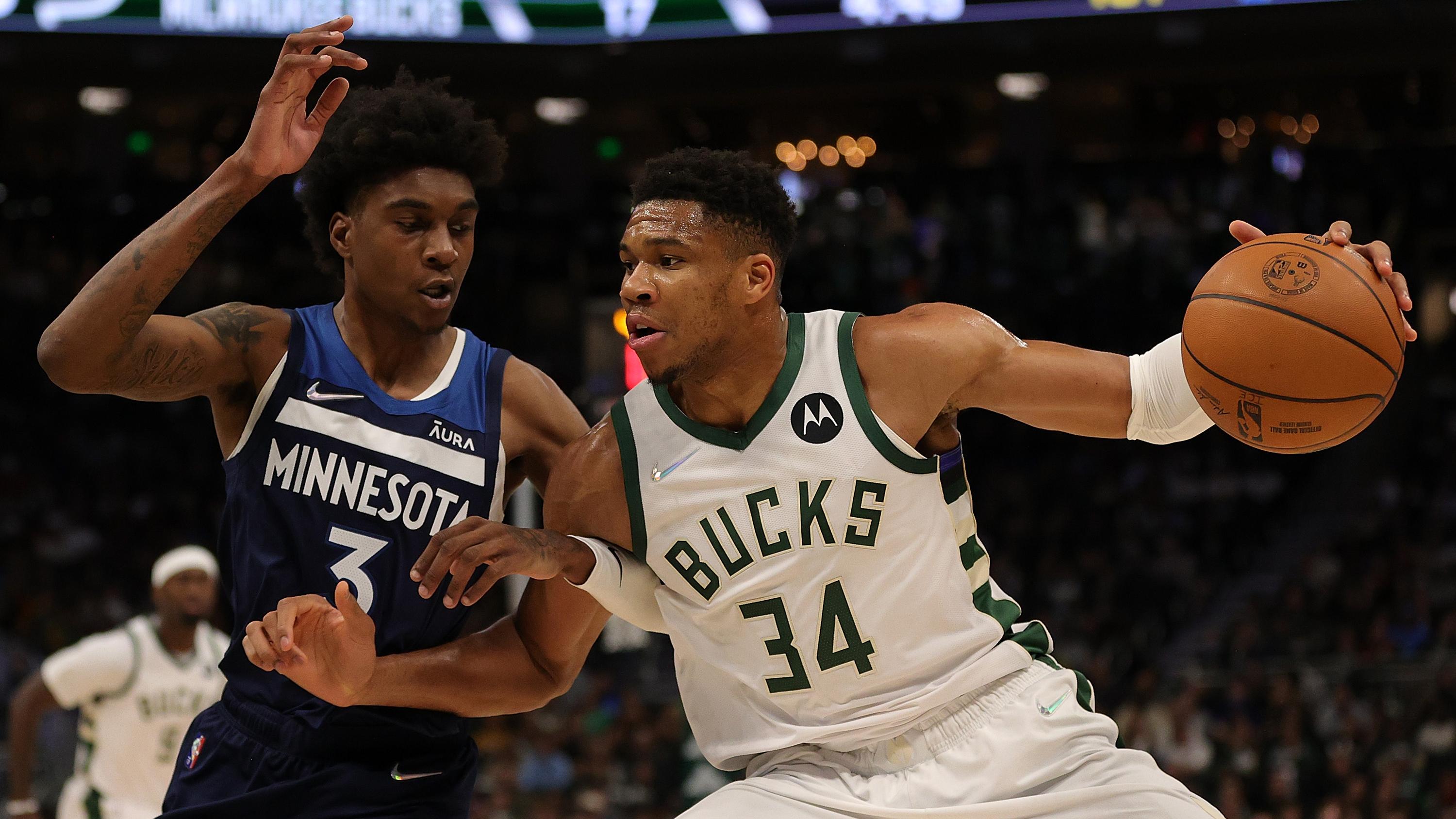 Minnesota Timberwolves v Milwaukee Bucks