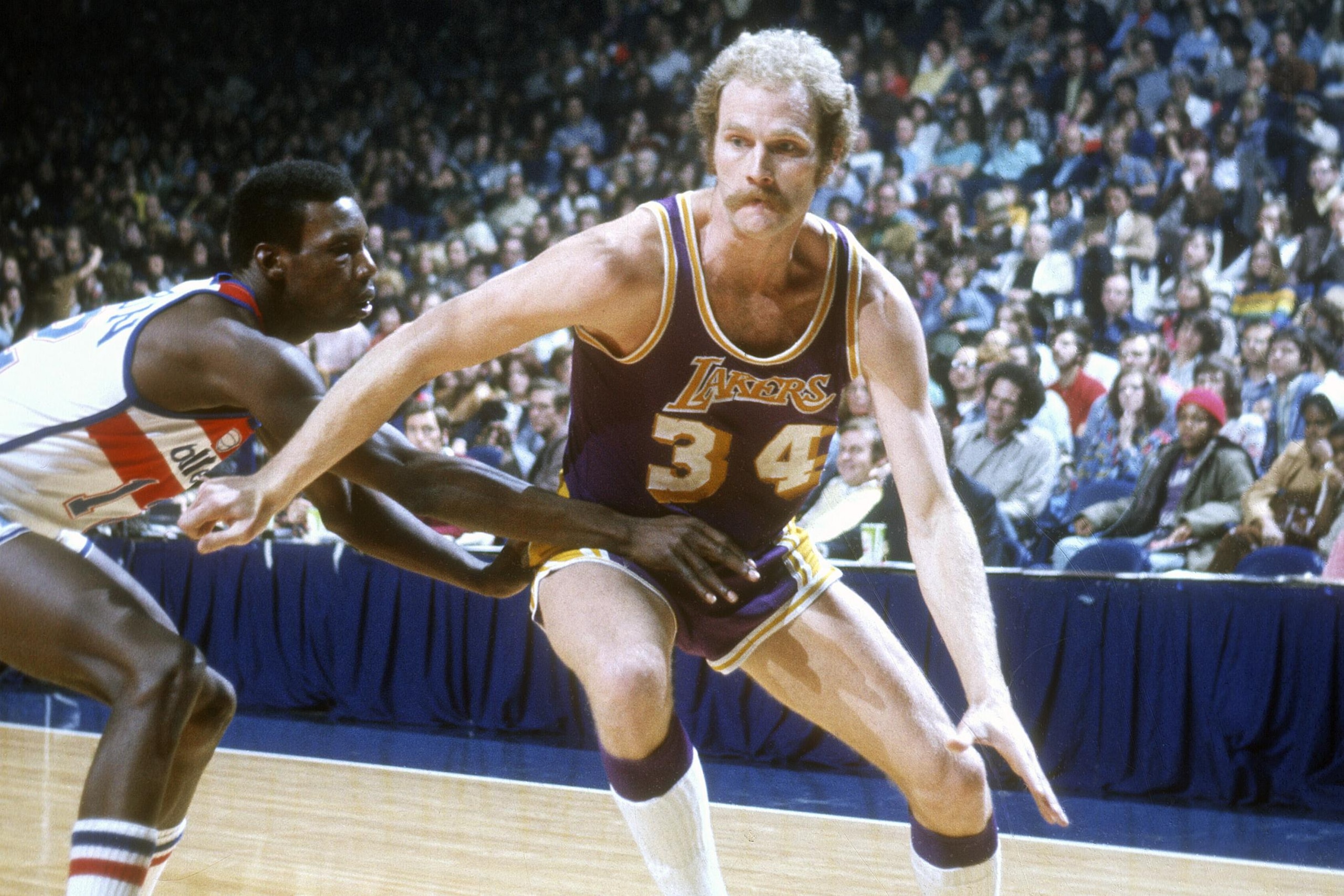 Los Angeles Lakers v Washington Bullets