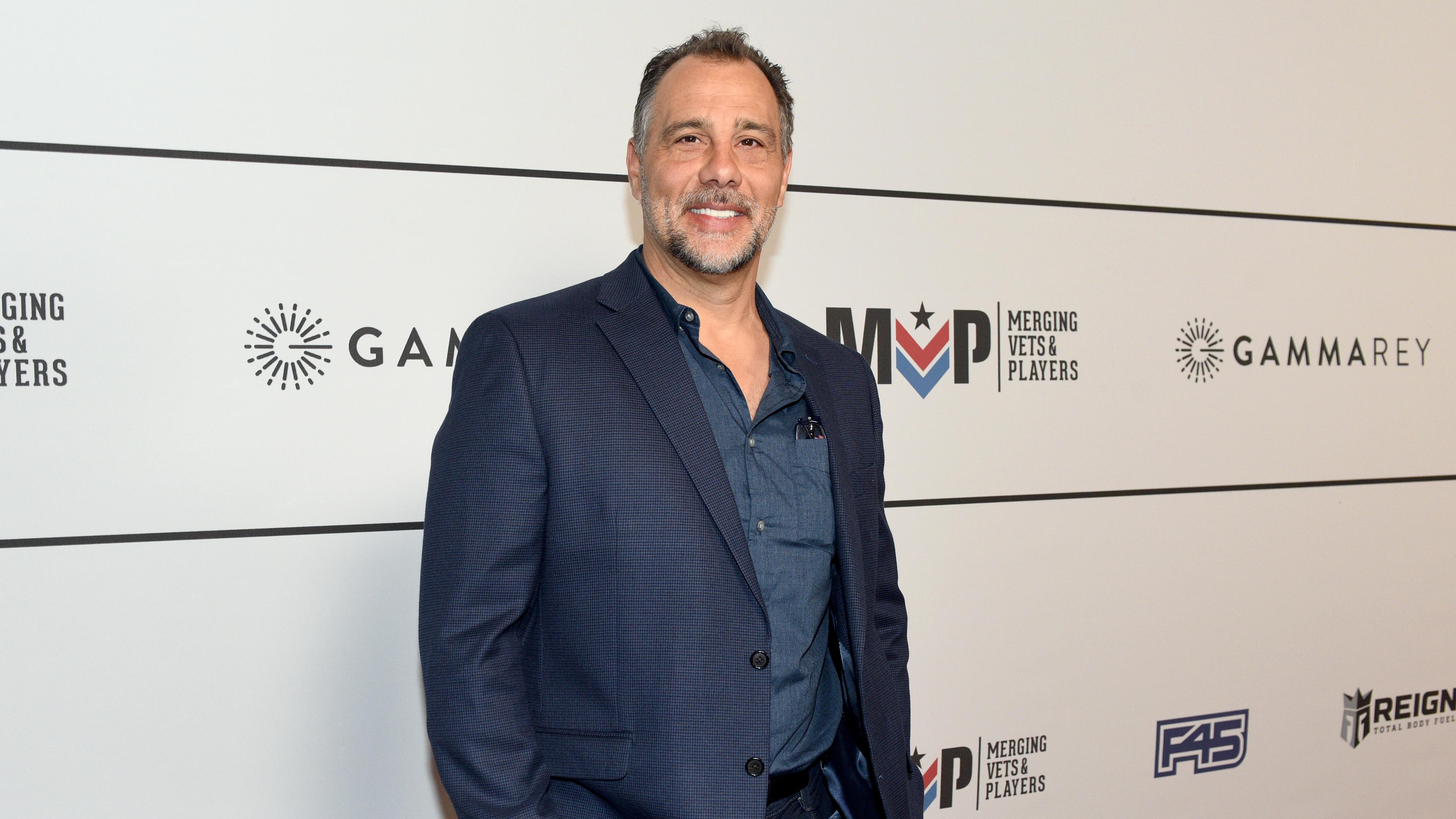 Super Bowl Champion Glenn Cadrez Recounts Saving Man from Fatal Car Crash