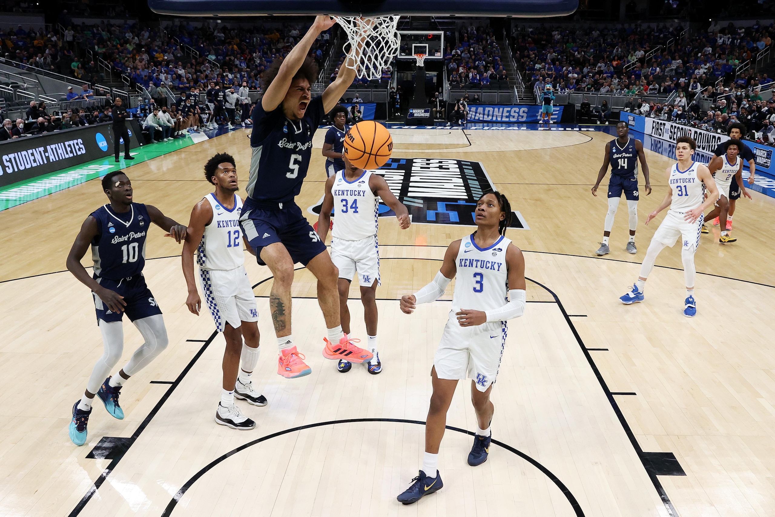 Saint Peter's v Kentucky Saint Peter's v Kentucky
