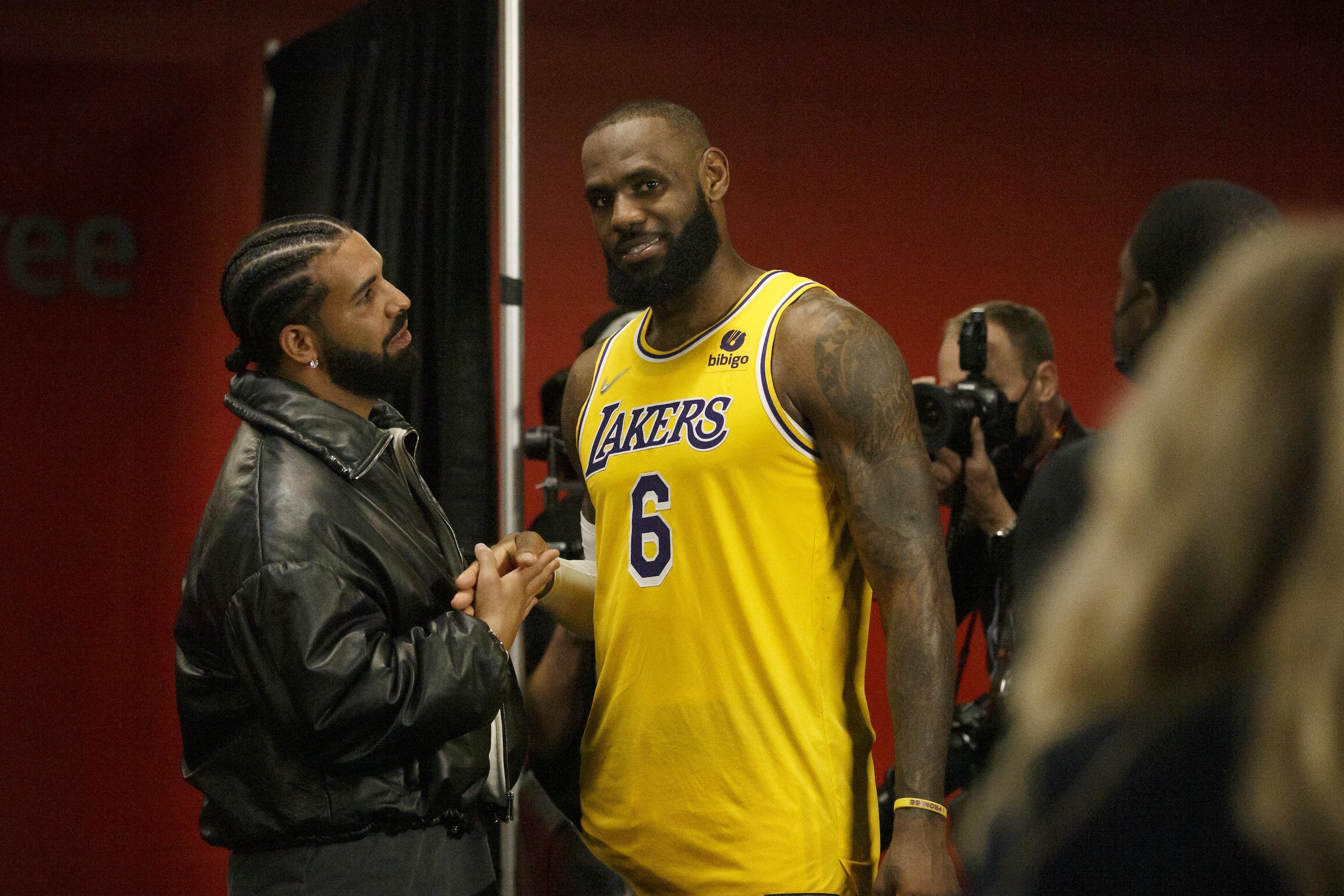 Los Angeles Lakers v Toronto Raptors