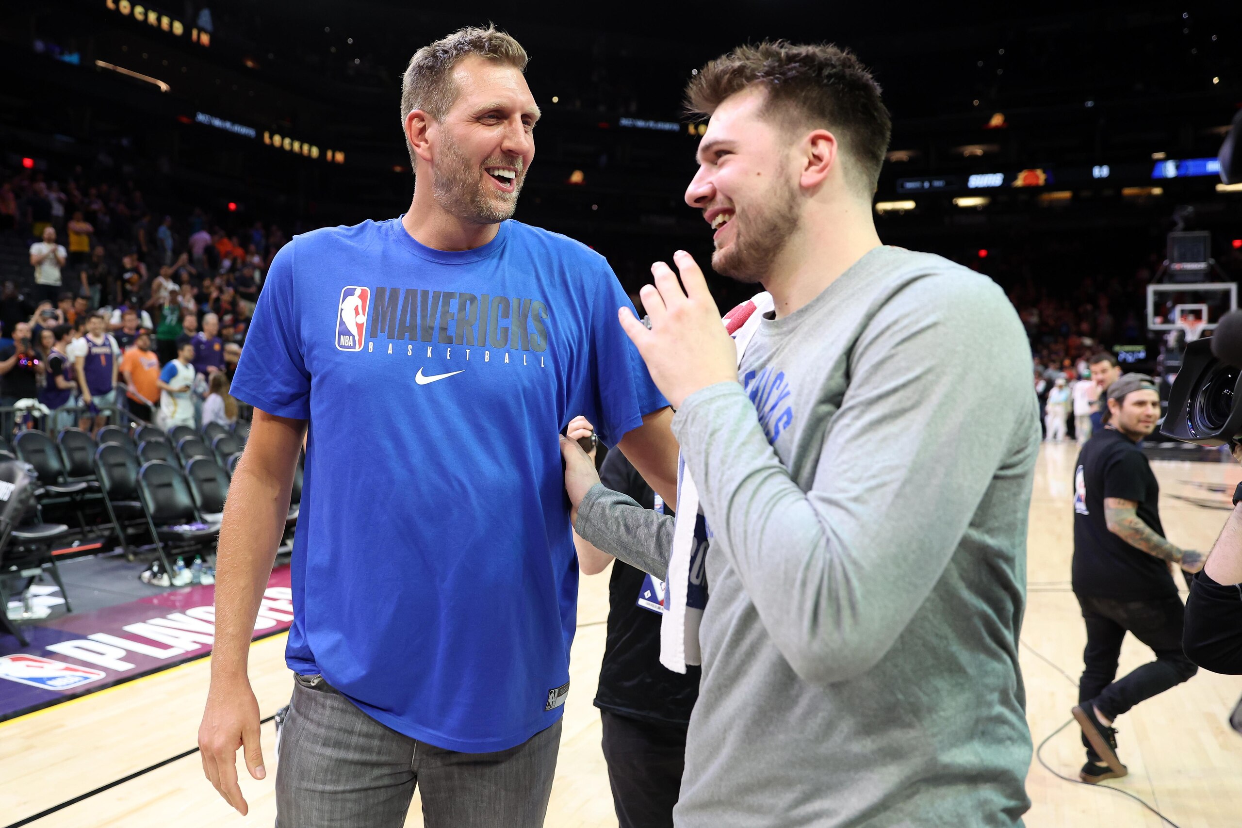 Dallas Mavericks v Phoenix Suns - Game Seven Dallas Mavericks v Phoenix Suns - Game Seven