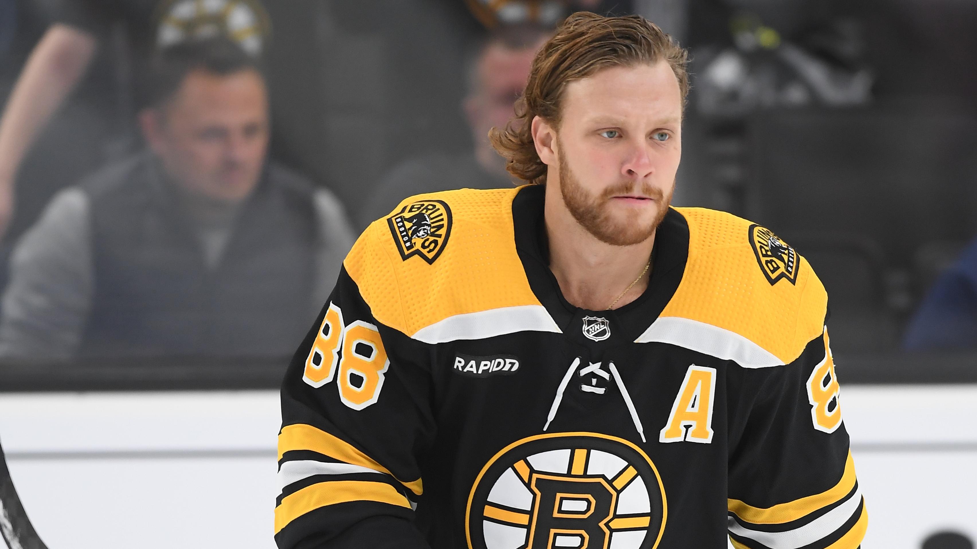 Arizona Coyotes v Boston Bruins