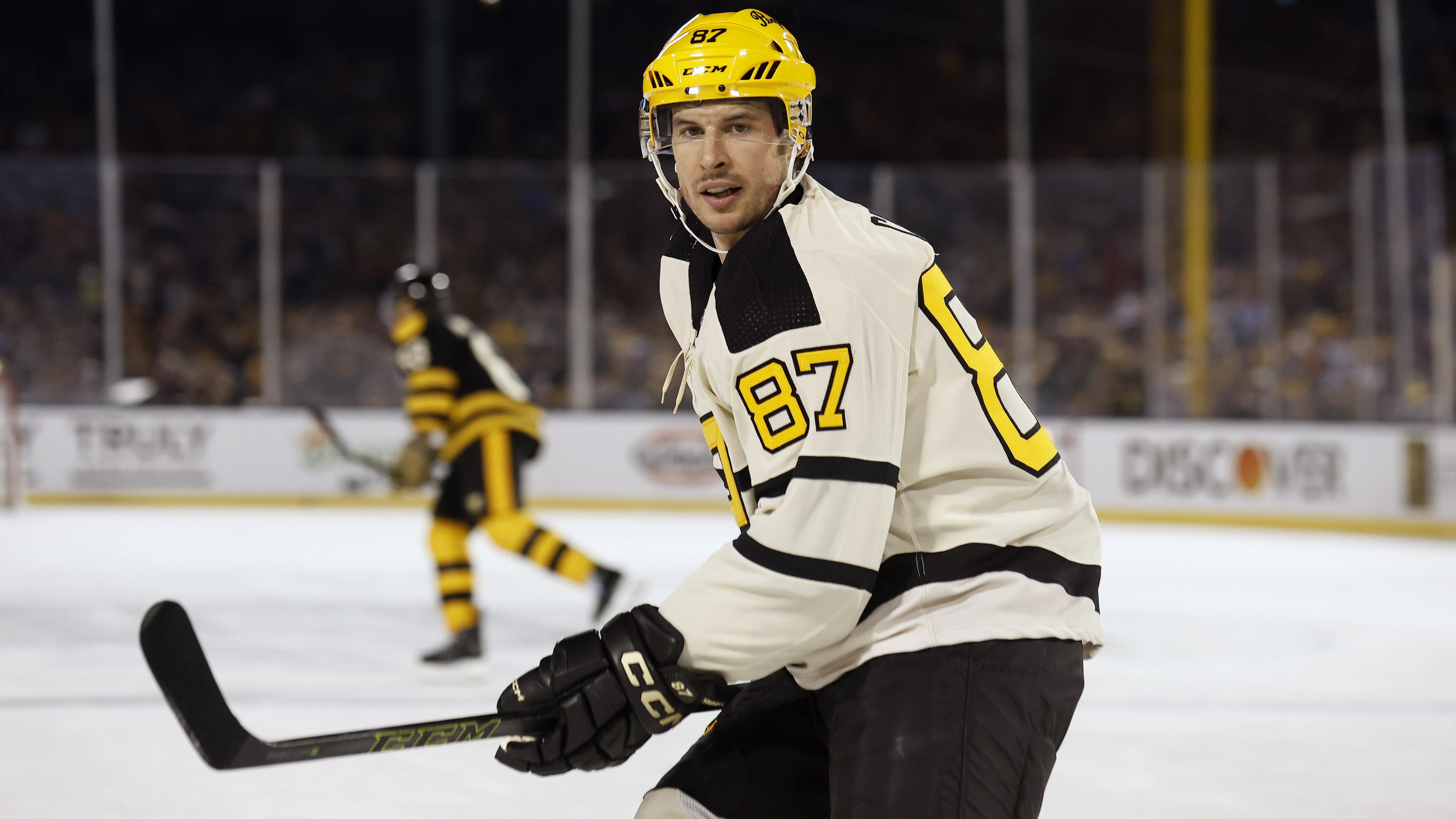 2023 Discover NHL Winter Classic - Pittsburgh Penguins v Boston Bruins