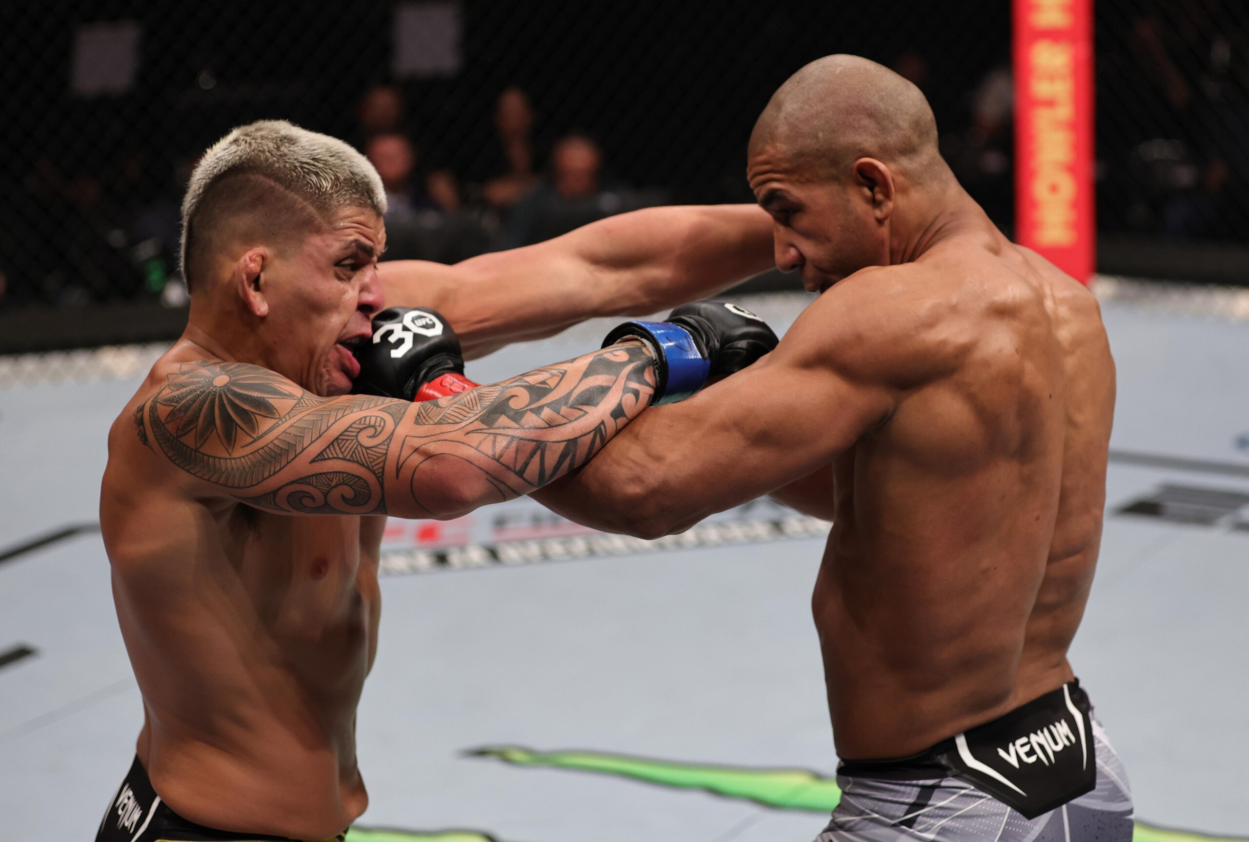 UFC 283: Rodrigues v Ferreira UFC 283: Rodrigues v Ferreira