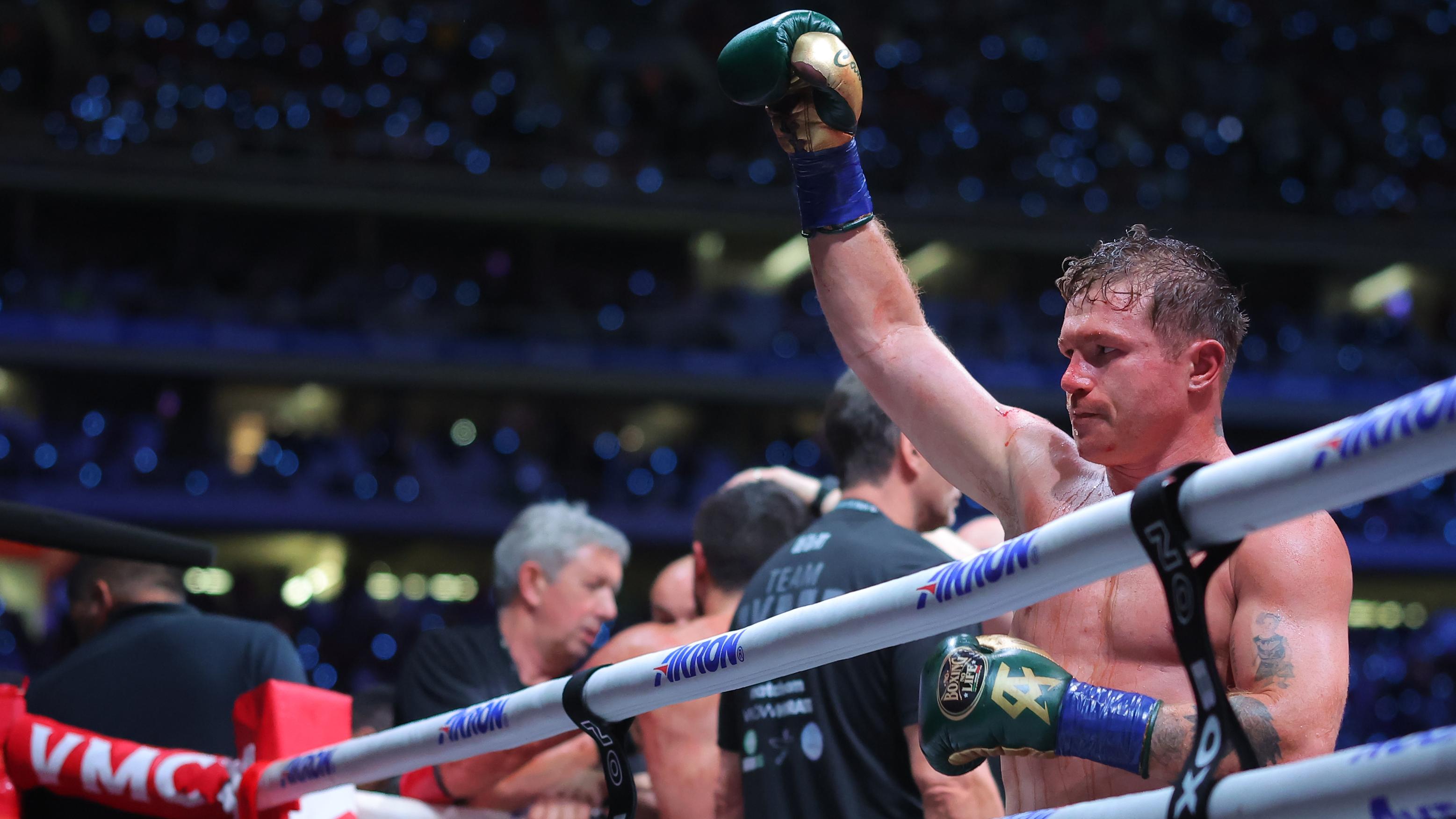 Canelo Alvarez v John Ryder