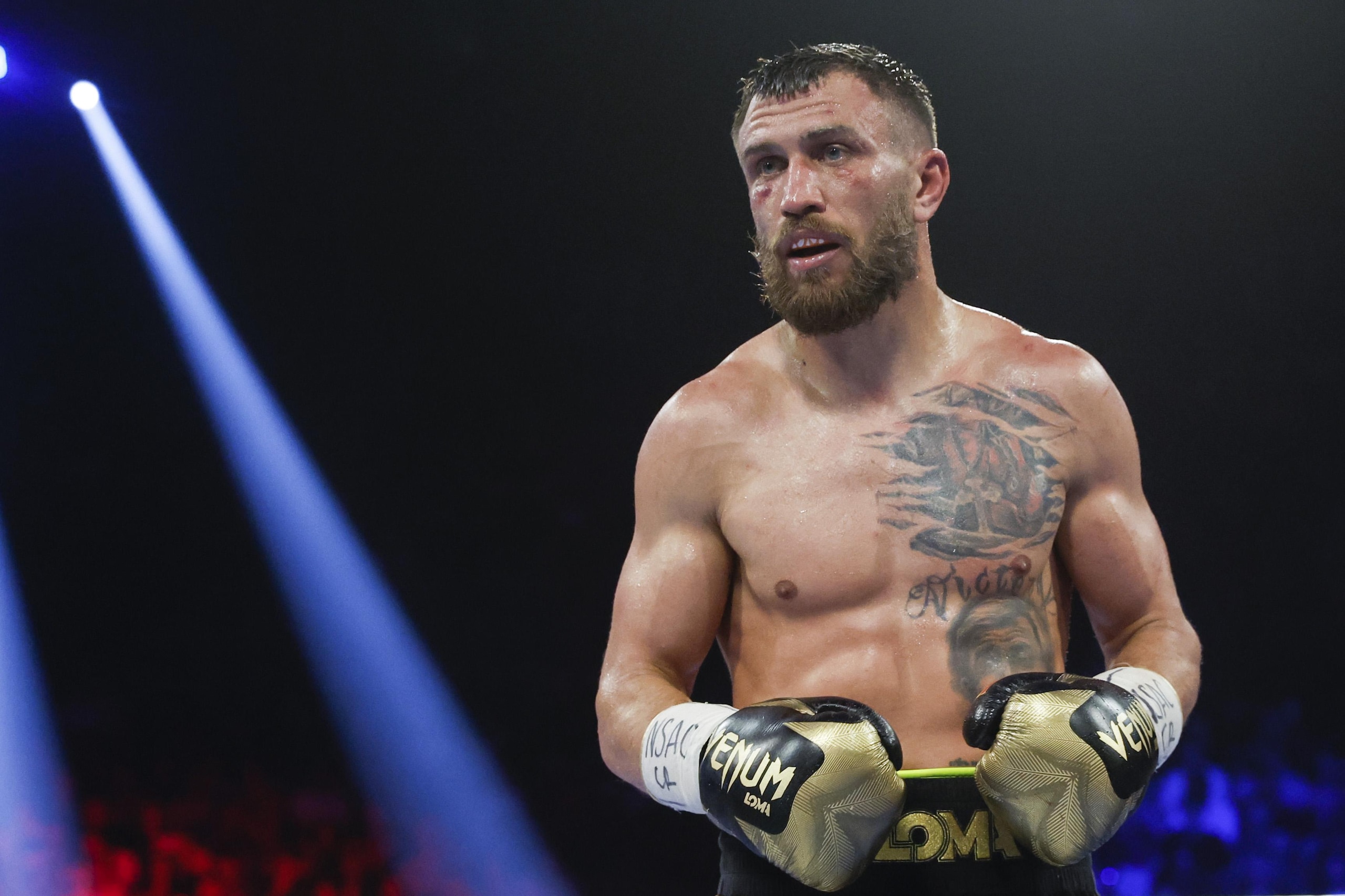 Devin Haney v Vasyl Lomachenko