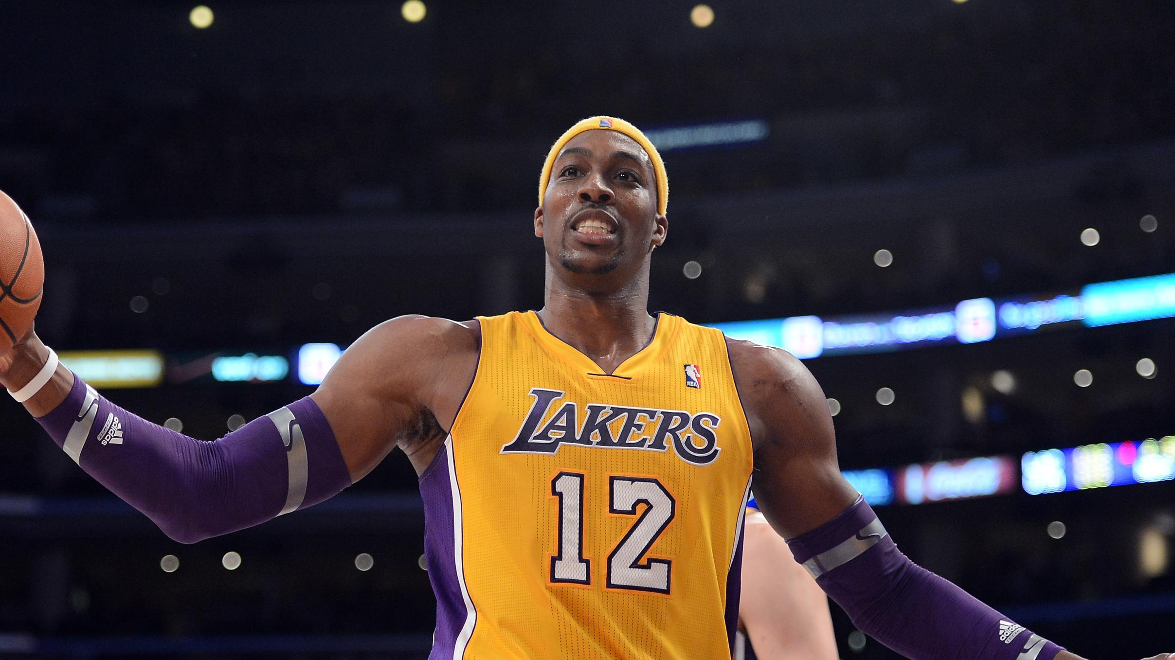 Portland Trail Blazers v Los Angeles Lakers