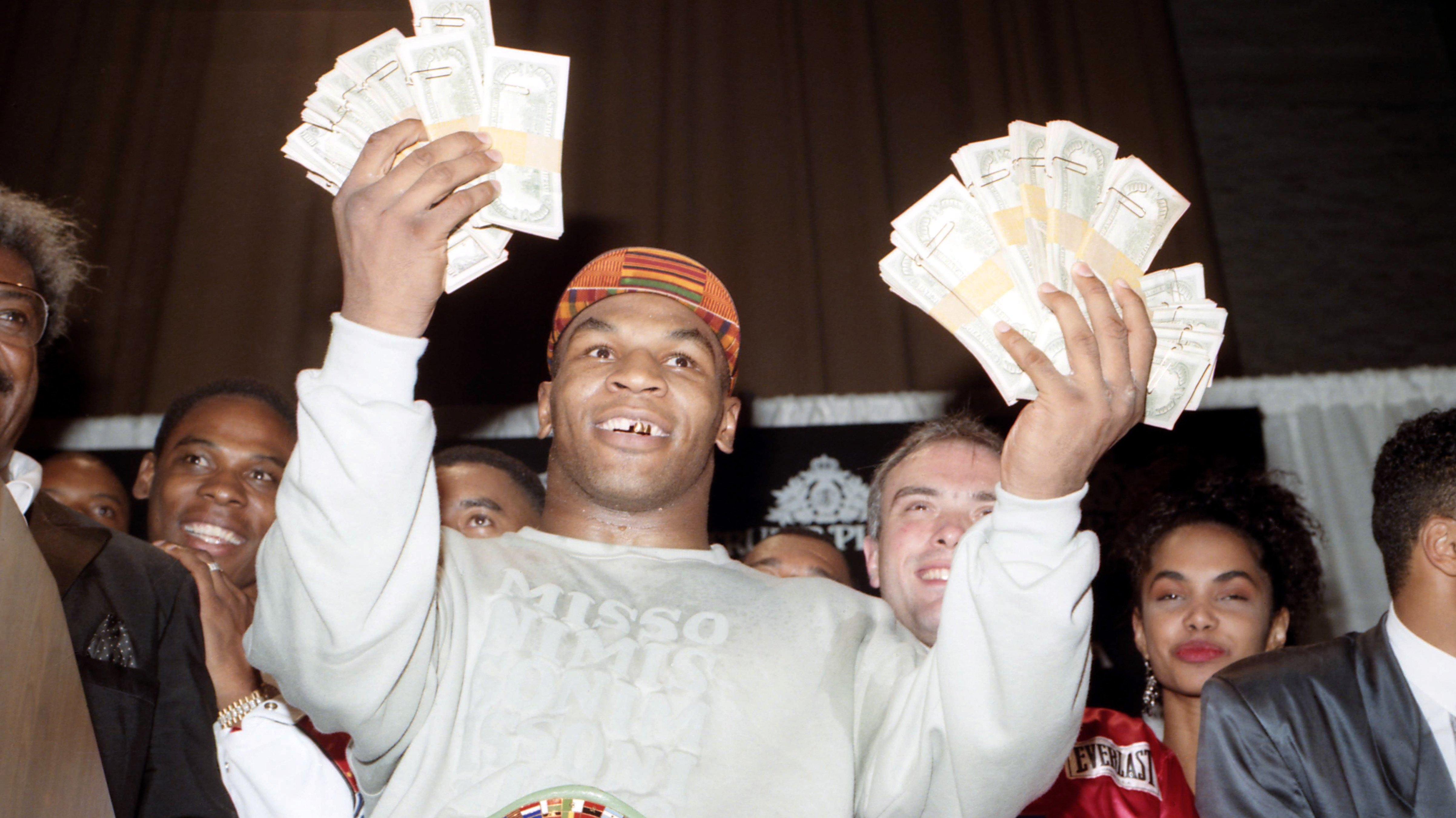 Mike Tyson v Carl Williams