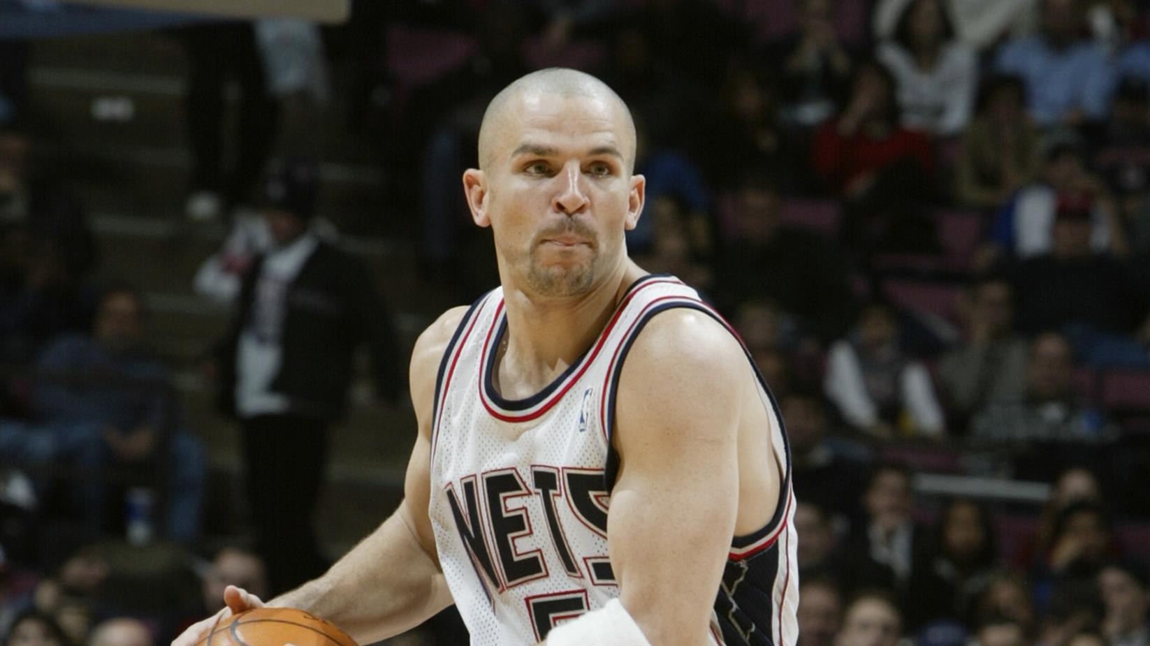 Jason Kidd looks to pass