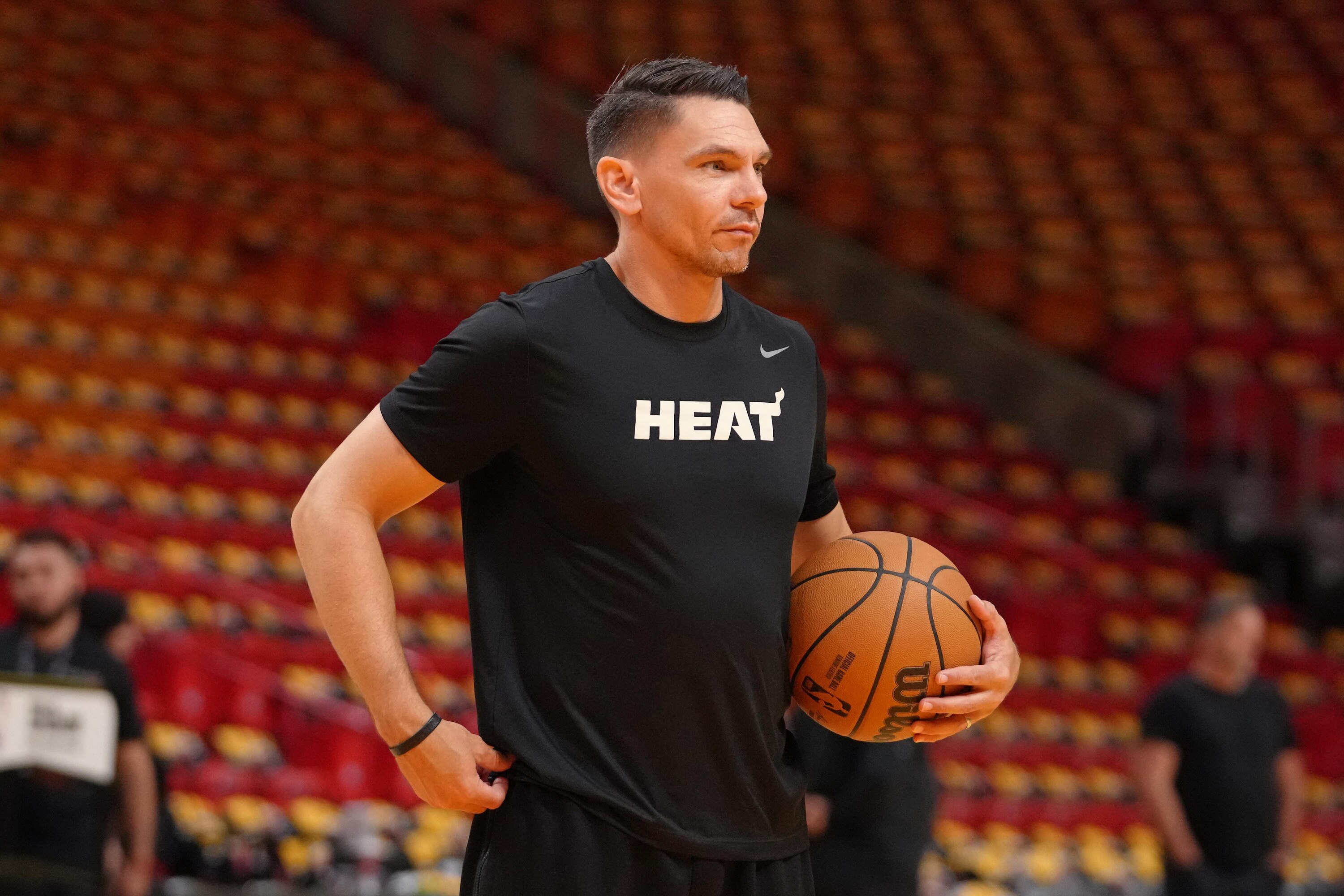 Heat's Chris Quinn, Cavs' Johnnie Bryant Reportedly Among 5 Finalists for Suns HC Job