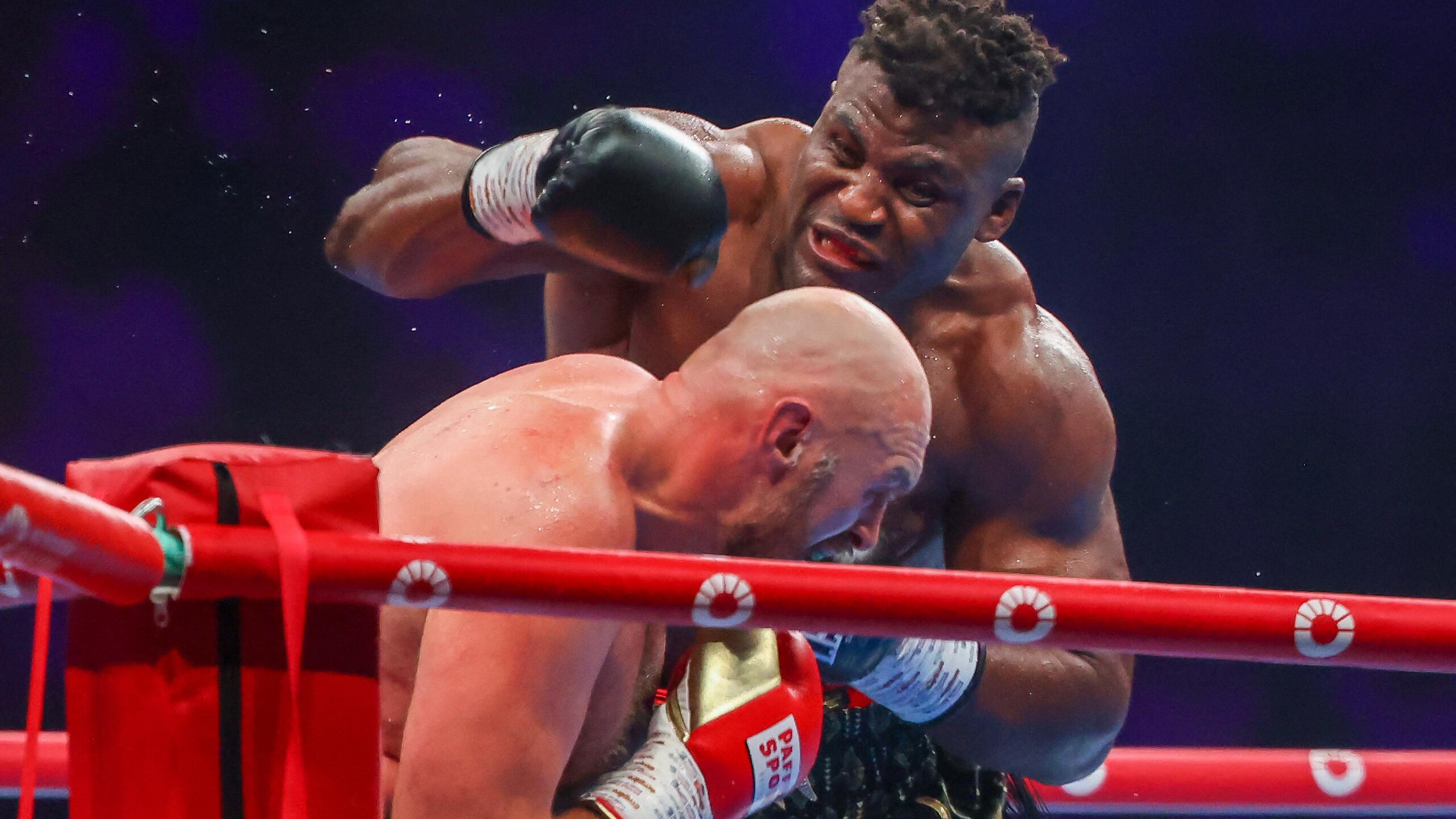 BOXING-KSA-FURY-NAGNNOU