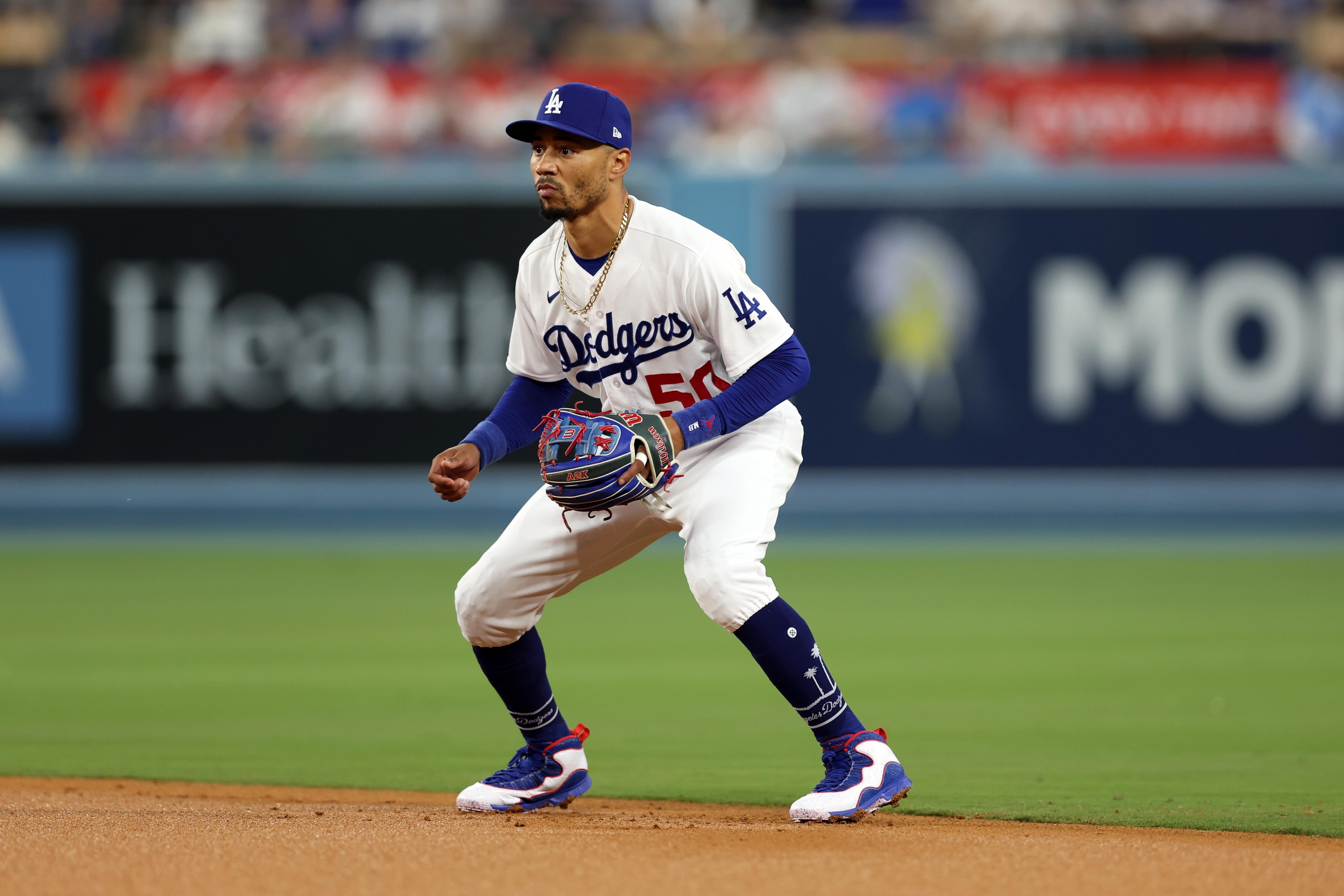 Division Series - Arizona Diamondbacks v. Los Angeles Dodgers - Game One