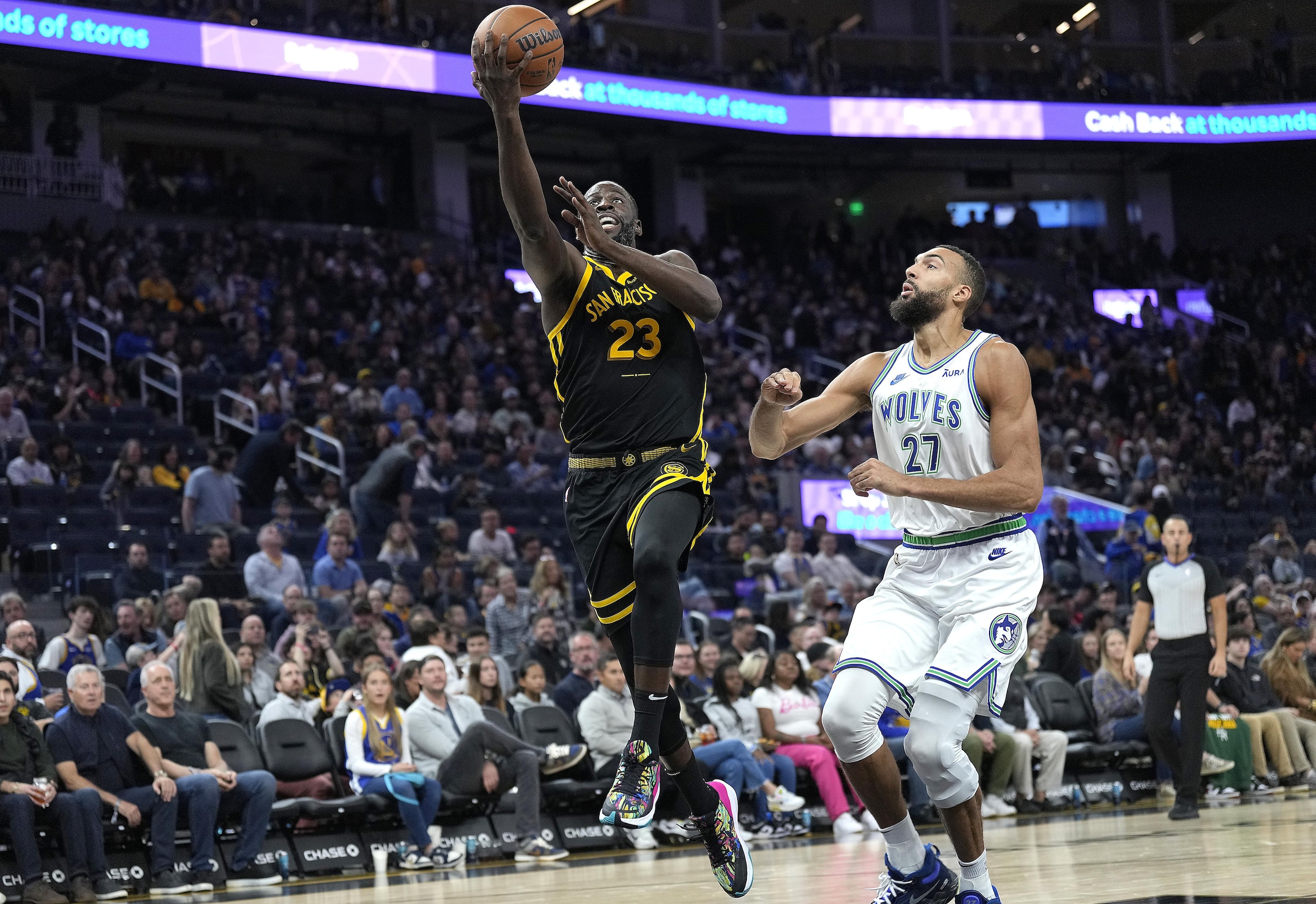 Minnesota Timberwolves v Golden State Warriors
